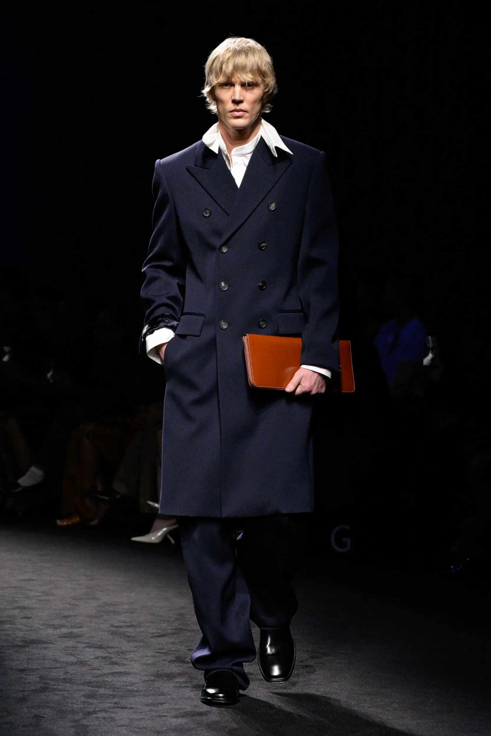 2026-27年秋冬コレクション_FERRAGAMO(フェラガモ)_モデル_29