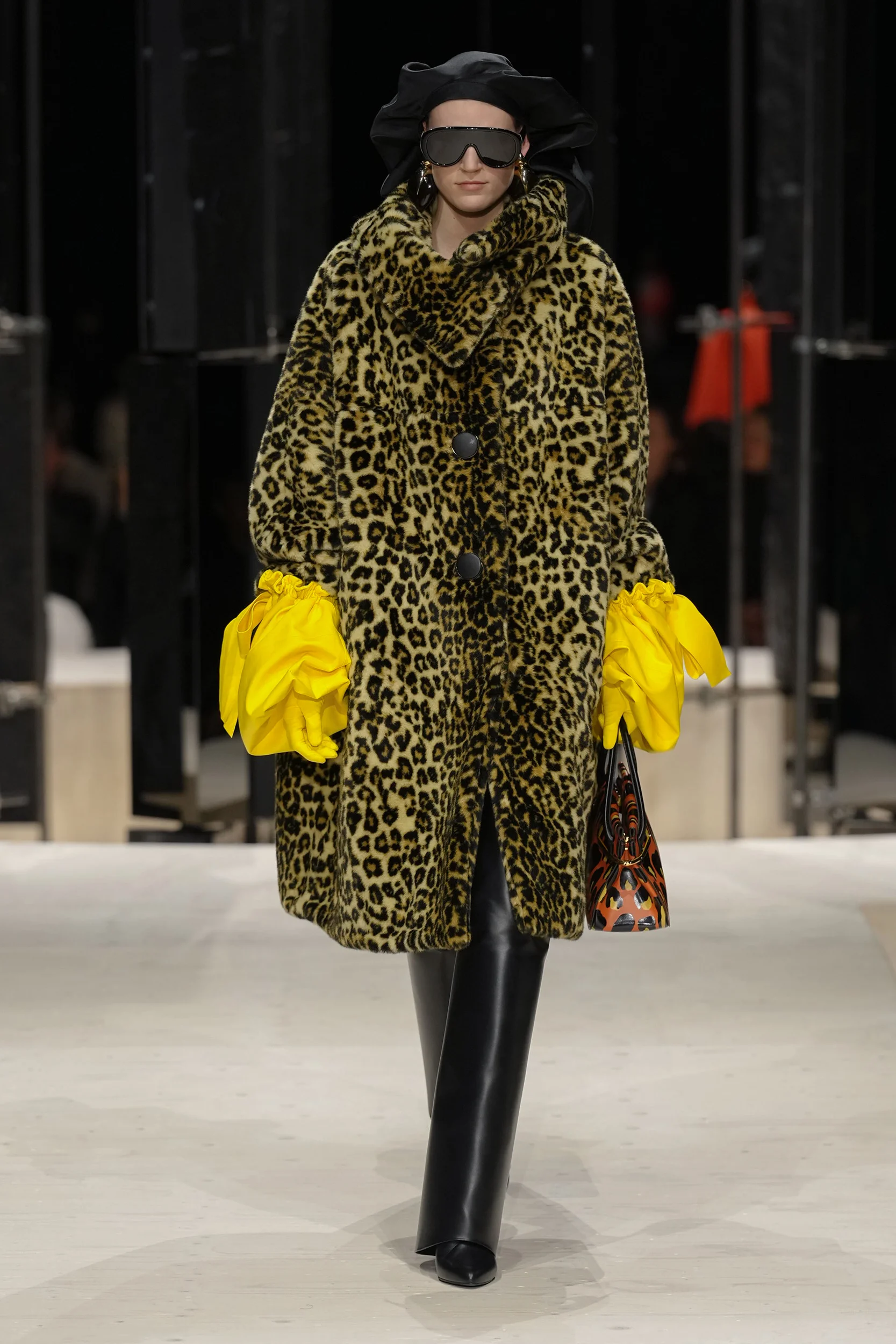 2026-27年秋冬コレクション_GIVENCHY(ジバンシィ)_モデル_25