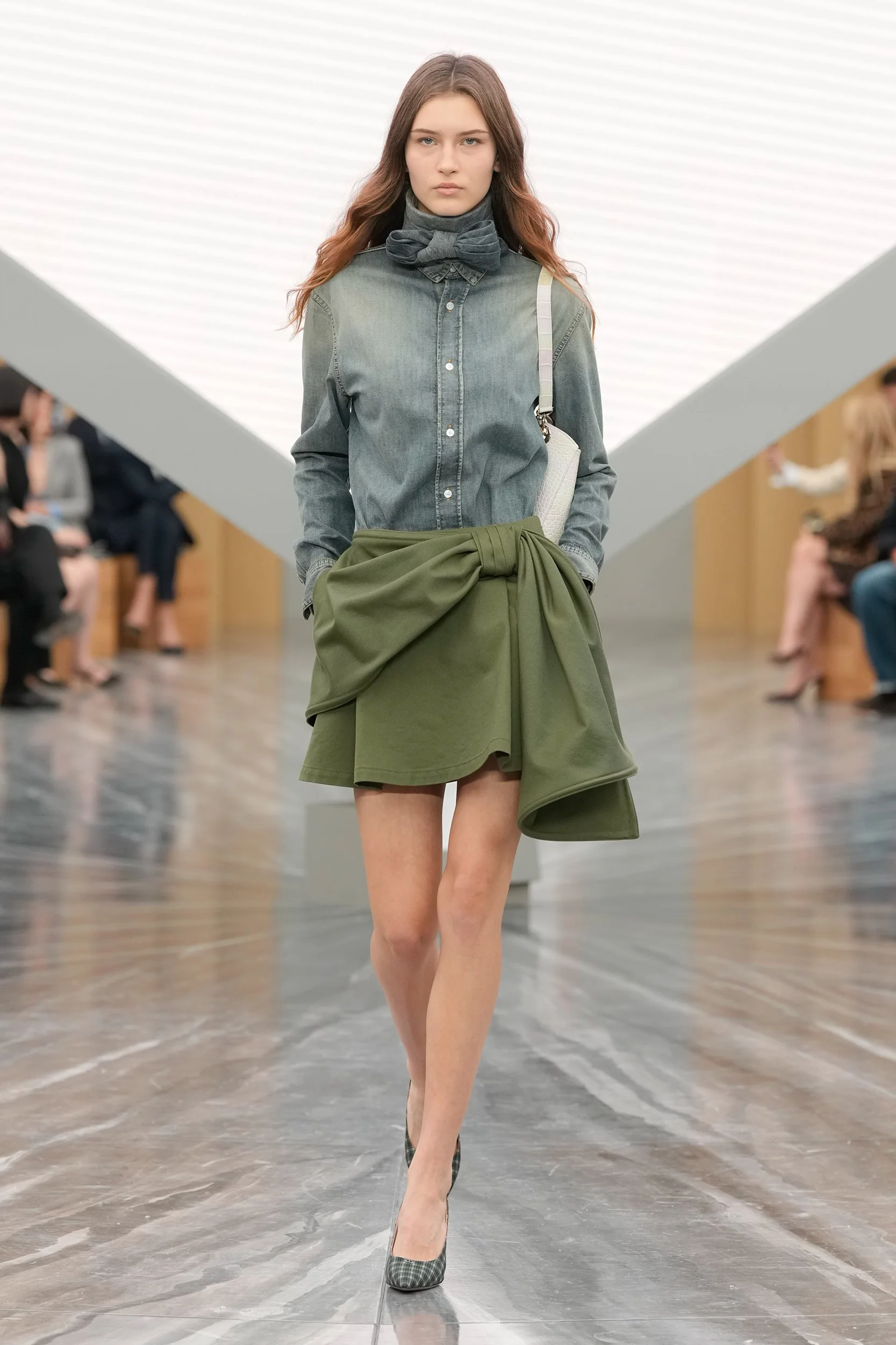 2026年春夏コレクション_DIOR(ディオール)_モデル_18