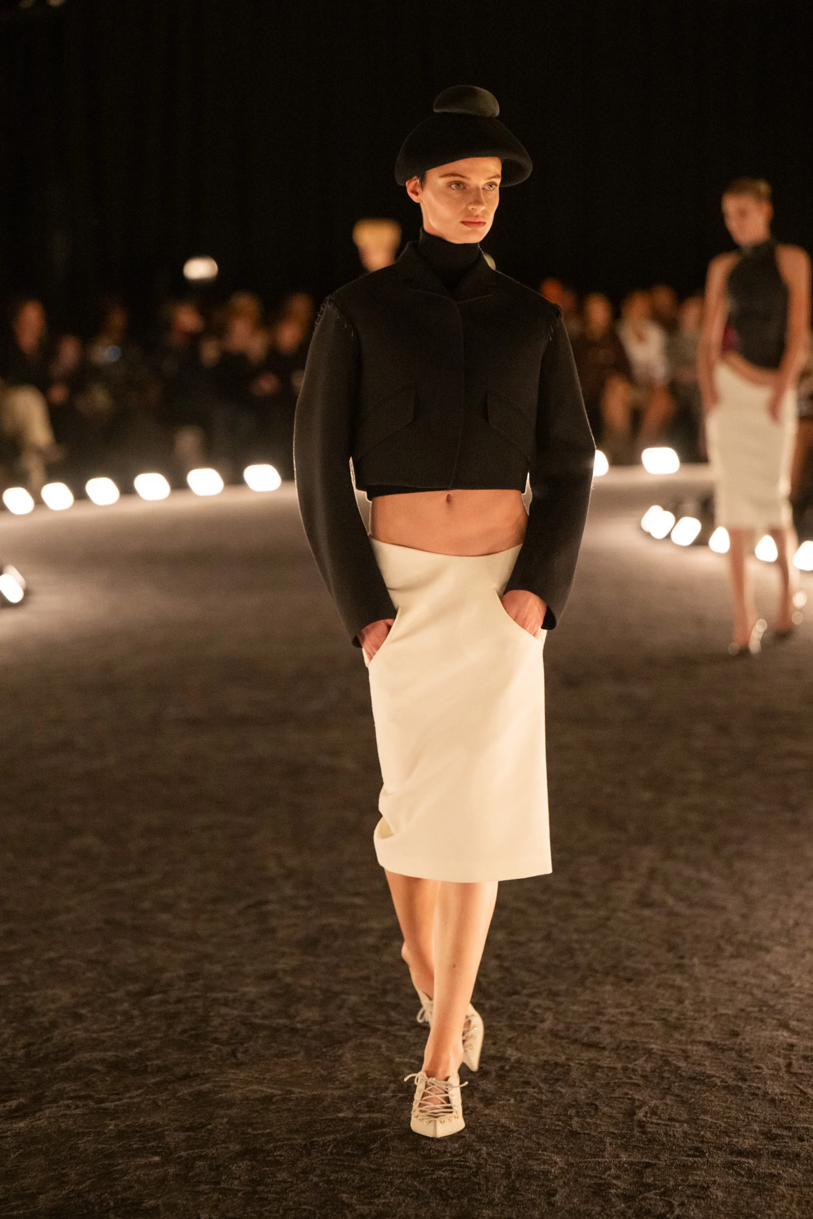 2026年春夏コレクション_SCHIAPARELLI(スキャパレリ)_モデル_4