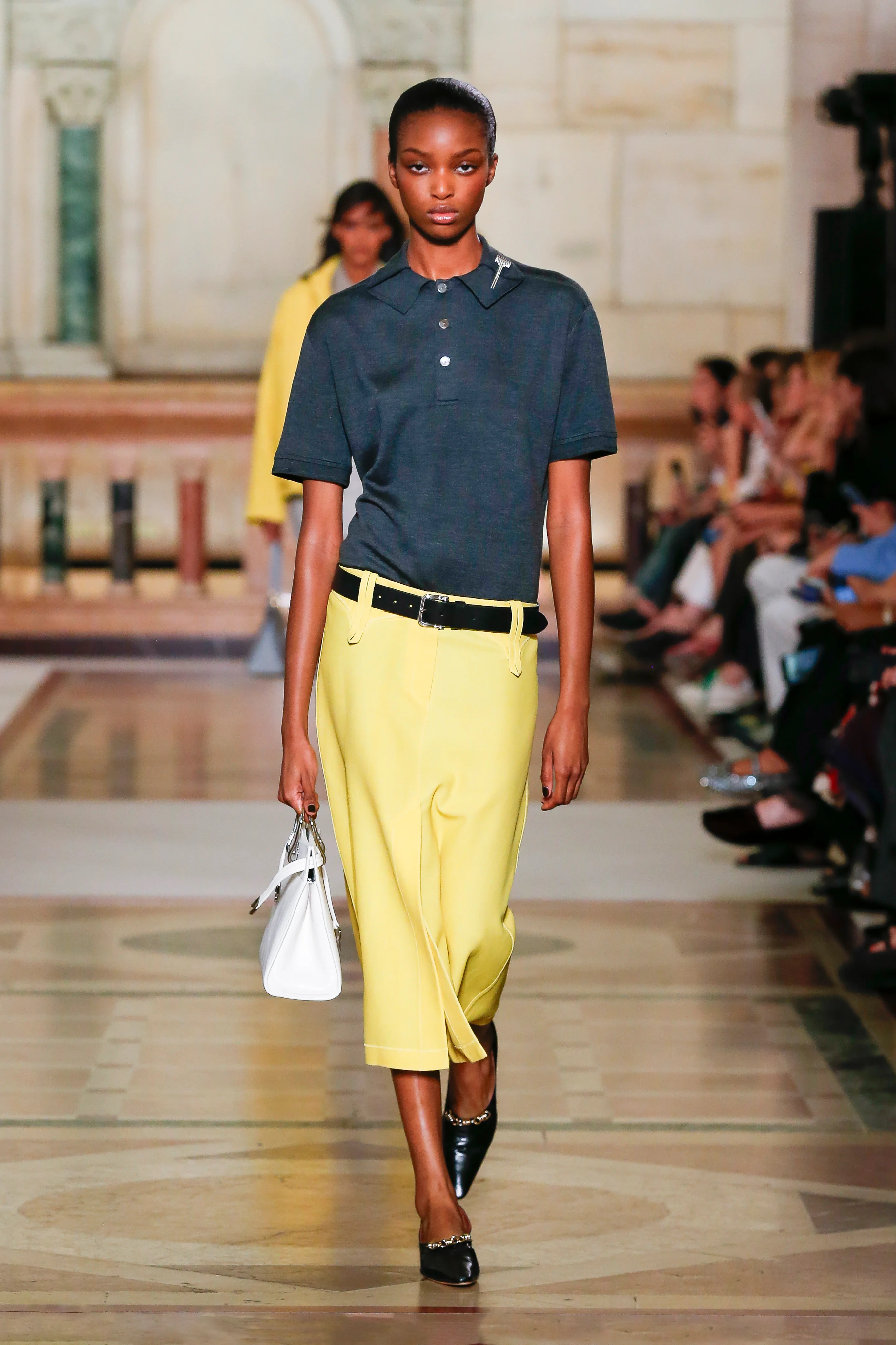 2026年春夏コレクション_TORY BURCH(トリー バーチ)_モデル_24