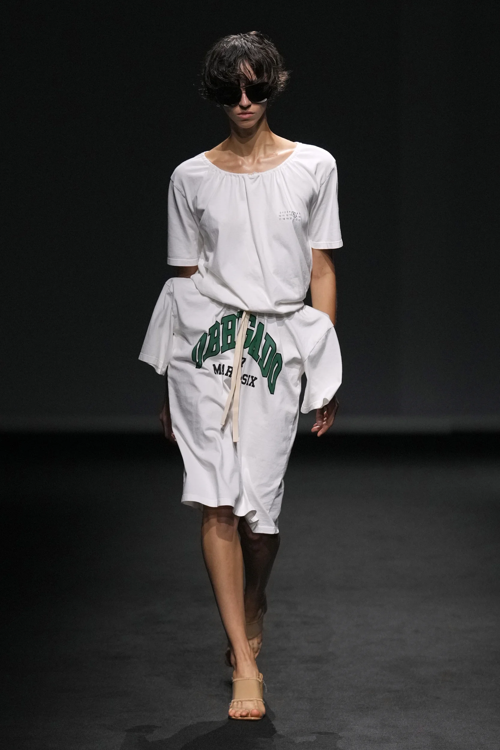 2027年春夏コレクション_MM6 Maison Margiela(エムエム6 メゾン マルジェラ)_モデル_48