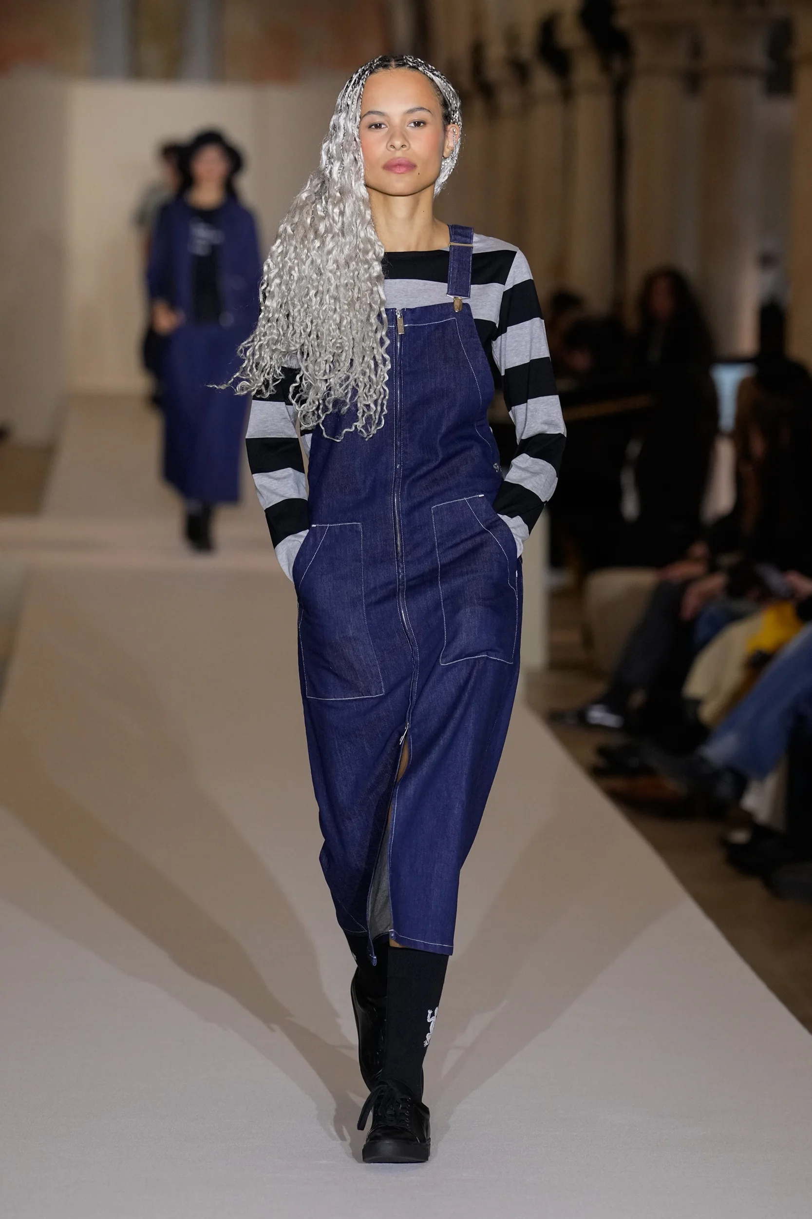 2026年春夏コレクション_AGNES B.(アニエスベー)_モデル_23