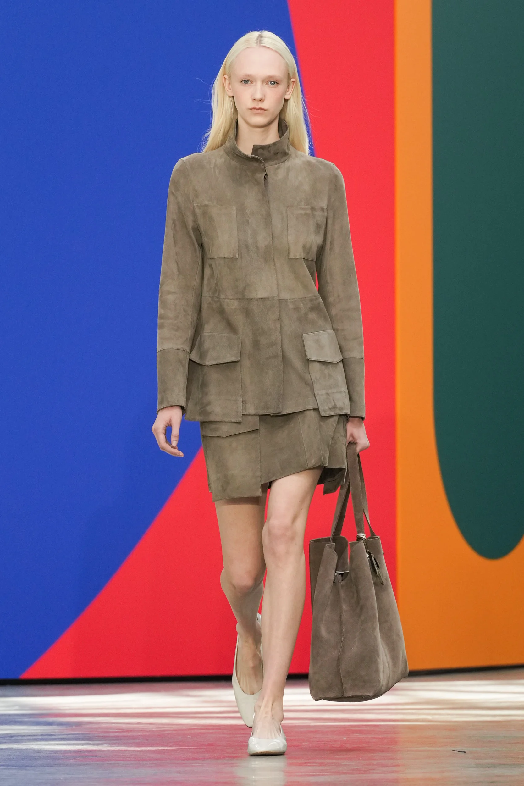 2026年春夏コレクション_AKRIS(アクリス)_モデル_20