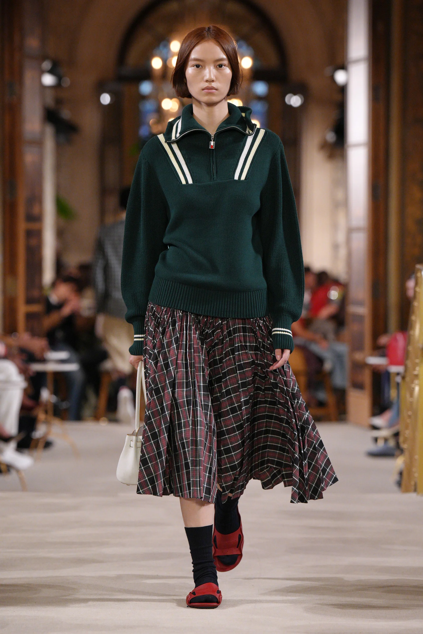 2027年春夏コレクション_TOMMY HILFIGER(トミー ヒルフィガー)_モデル_13