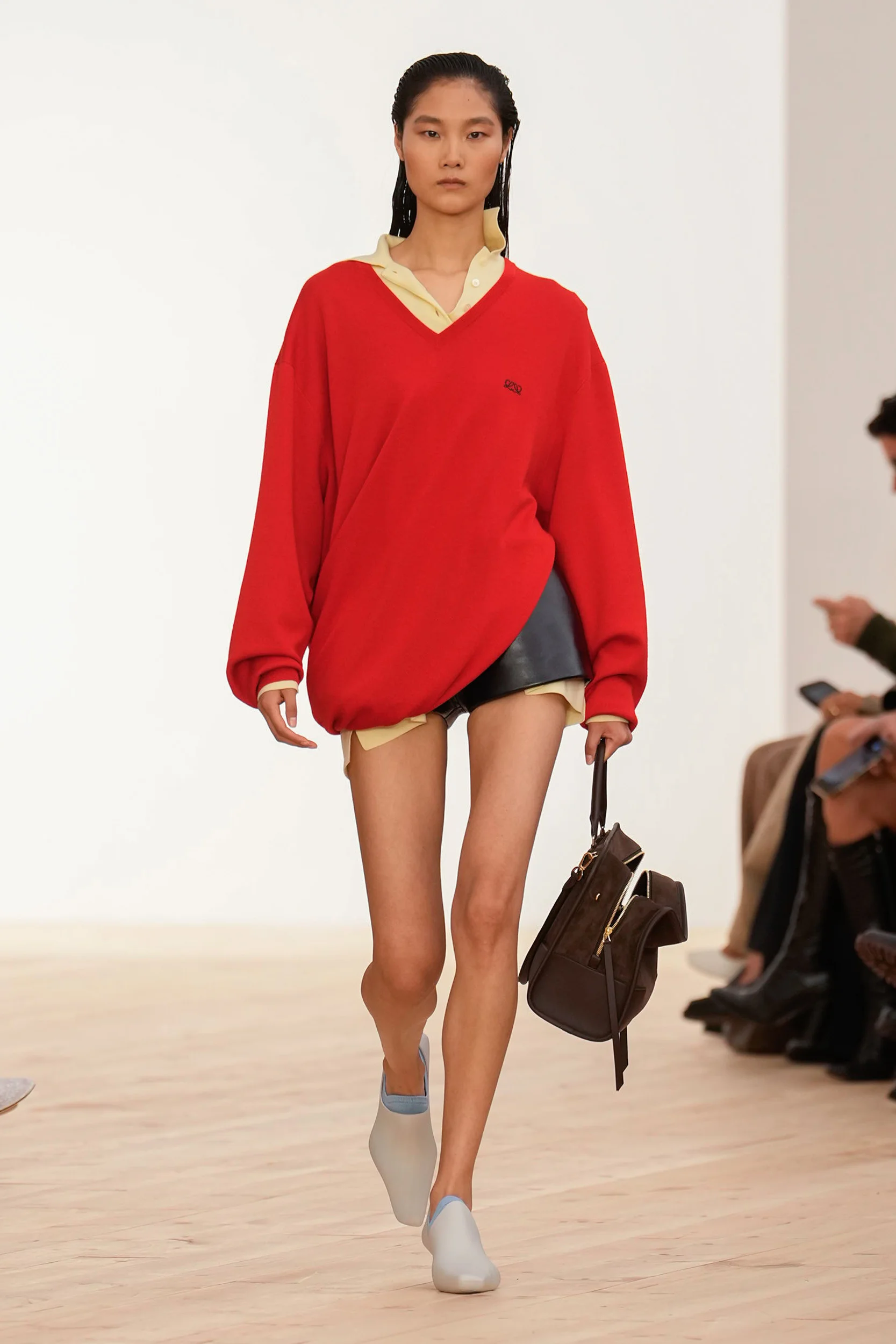 2026年春夏コレクション_LOEWE(ロエベ)_モデル_45