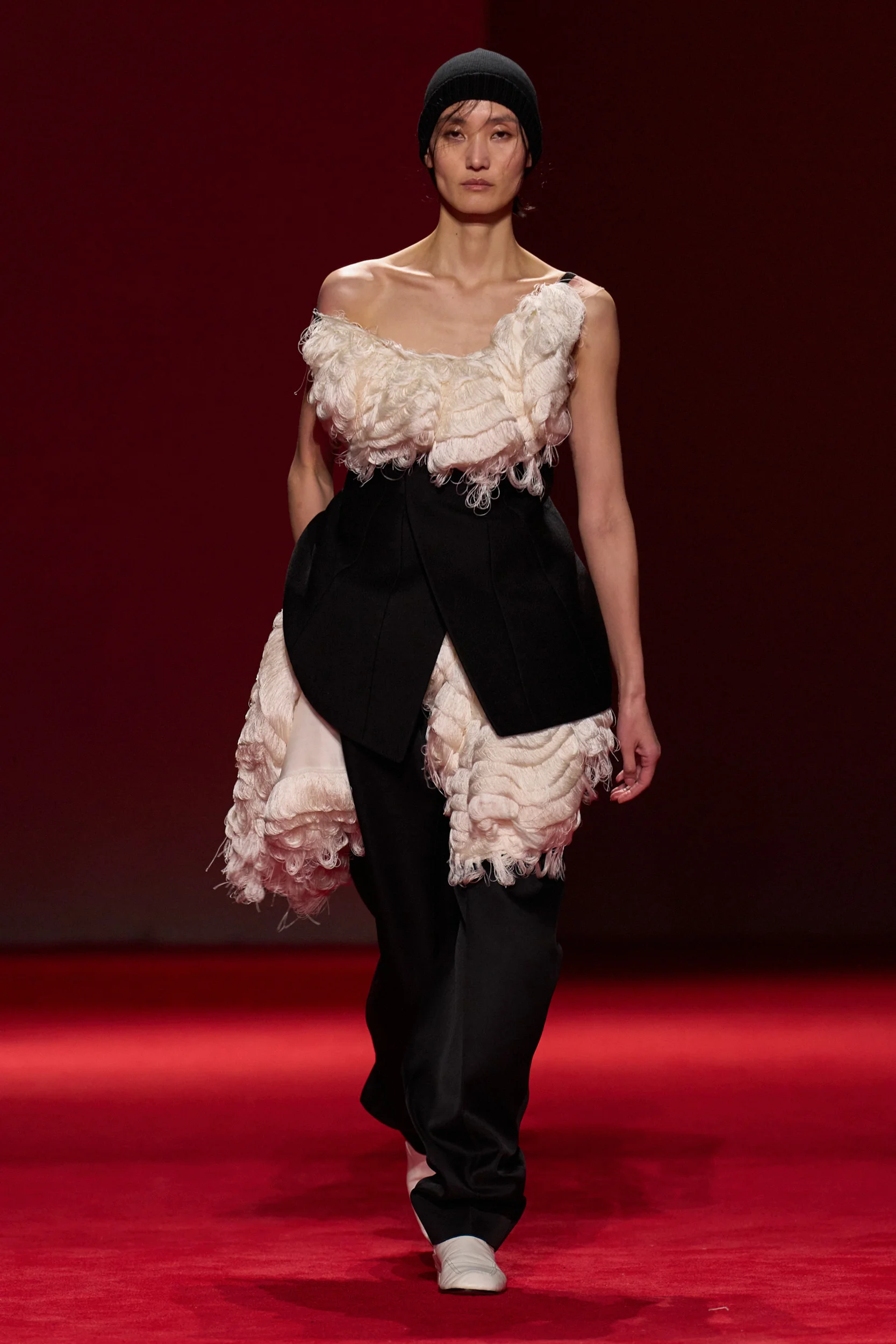 2026-27年秋冬コレクション_BOTTEGA VENETA(ボッテガ ヴェネタ)_モデル_75