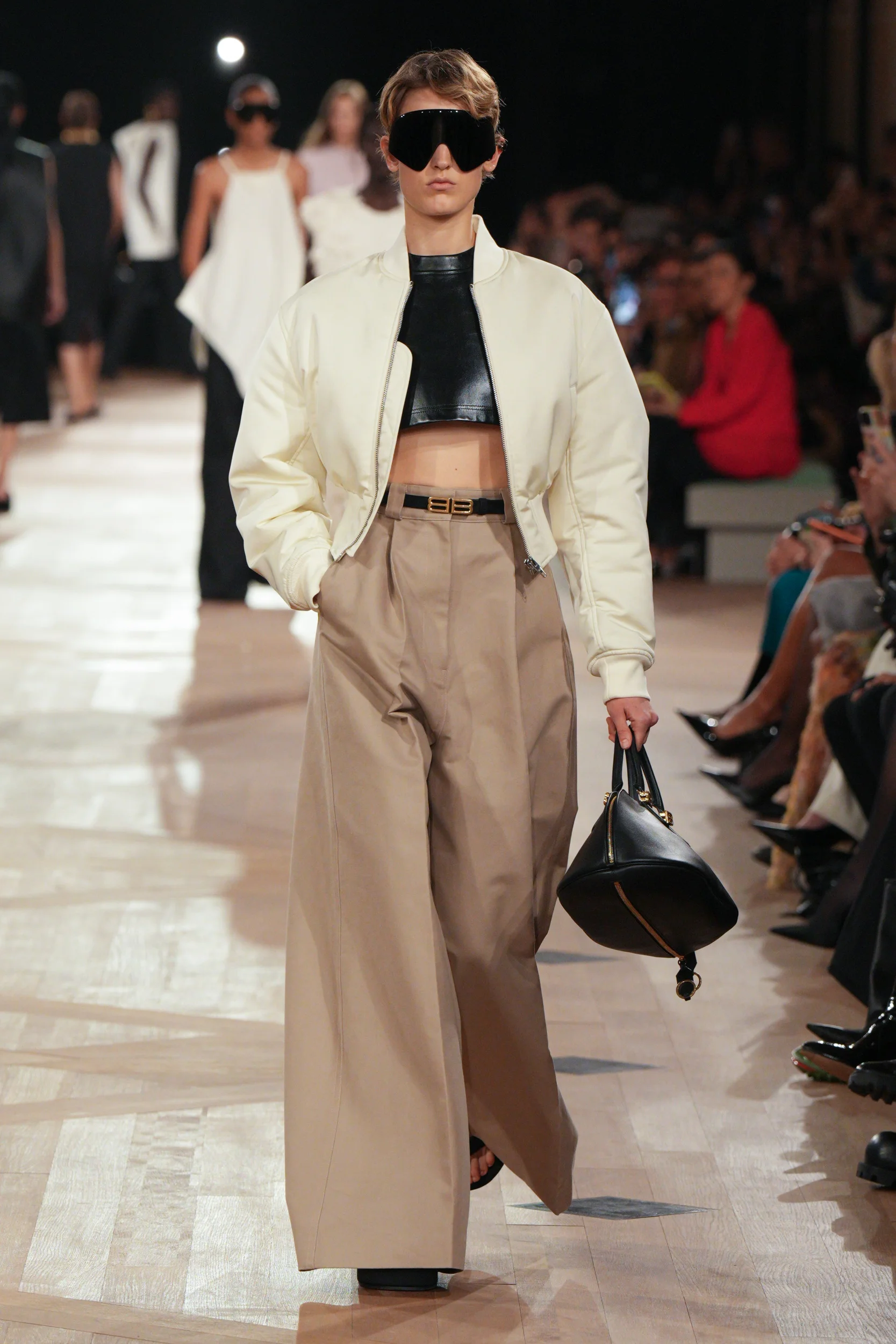 2026年春夏コレクション_BALENCIAGA(バレンシアガ)_モデル_29