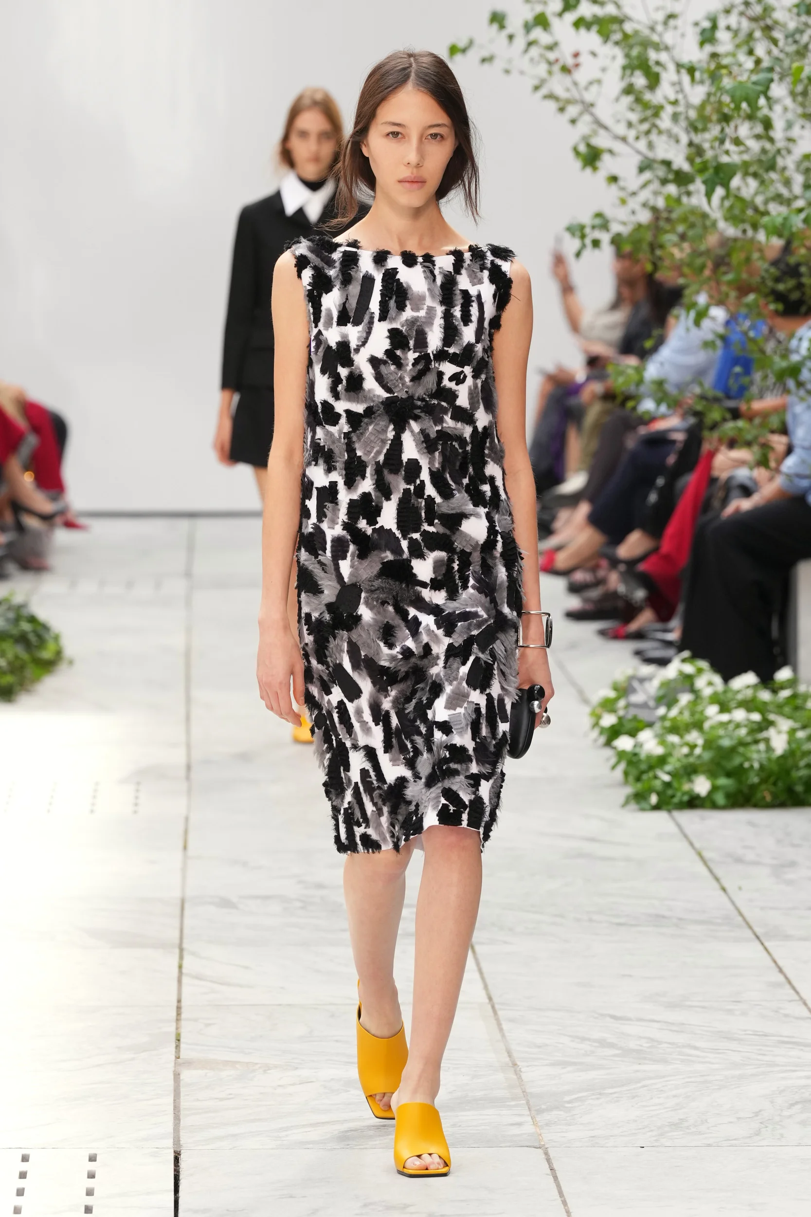 2027年春夏コレクション_MICHAEL KORS COLLECTION(マイケル・コース コレクション)_モデル_54