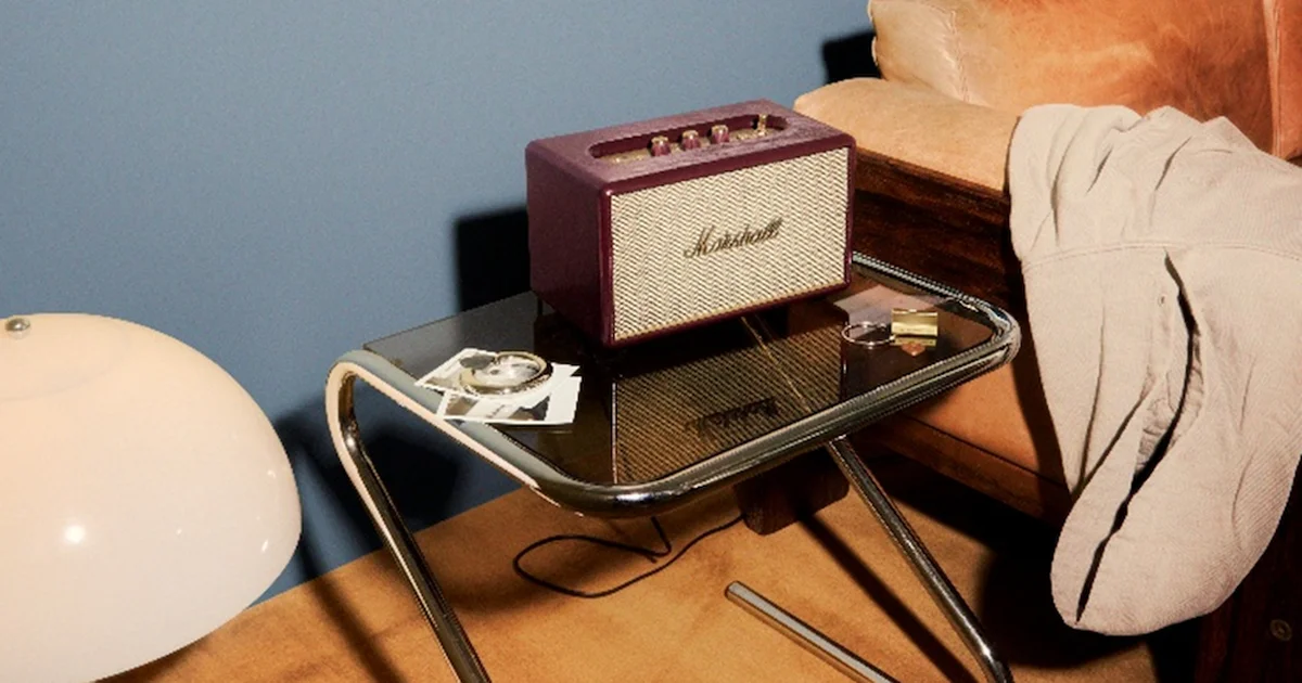 Marshall】の「Acton III」より新色のBurgundyが登場。素材はすべて