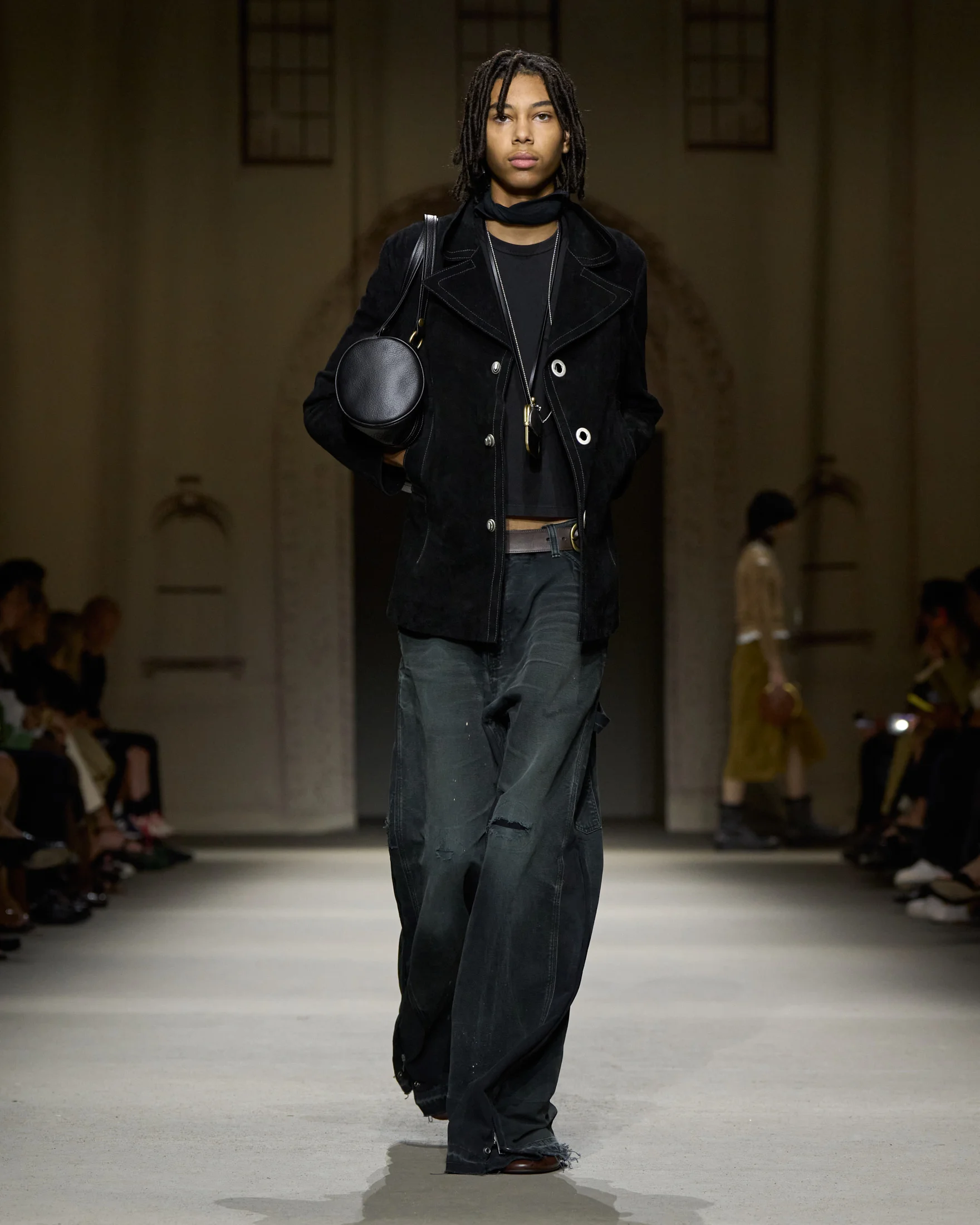 2026年春夏コレクション_COACH(コーチ)_モデル_21