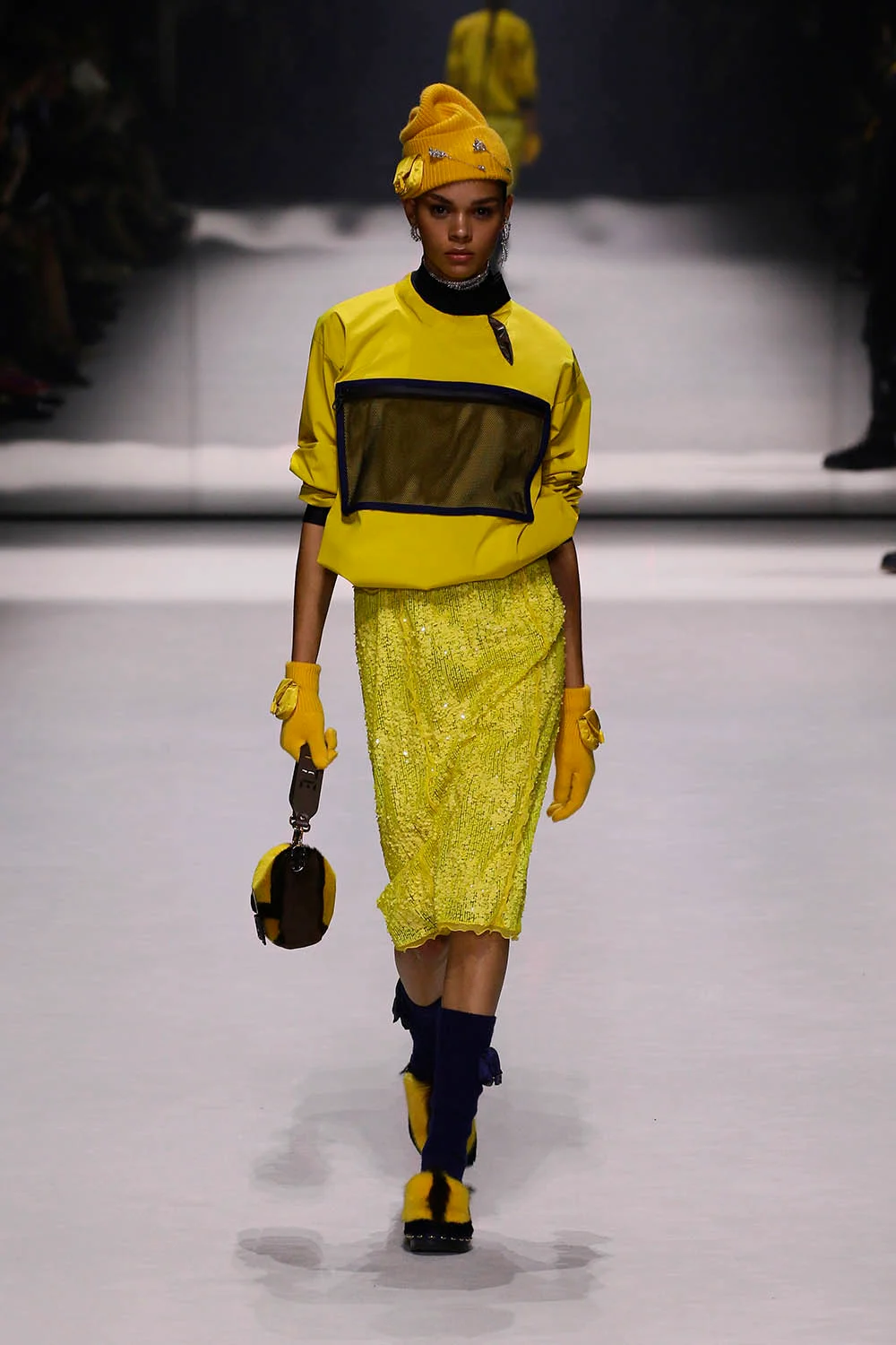 2023年リゾートコレクション_FENDI(フェンディ)_モデル_19