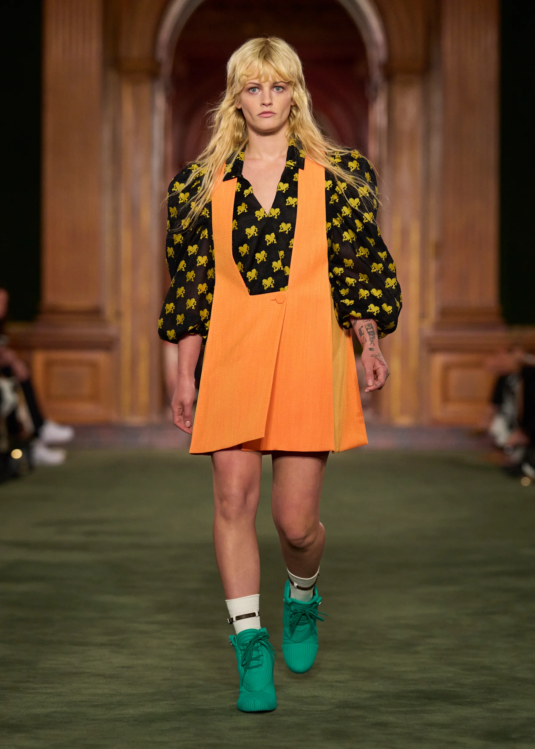 2027年クルーズコレクション_LOUIS VUITTON(ルイ・ヴィトン)_モデル_21