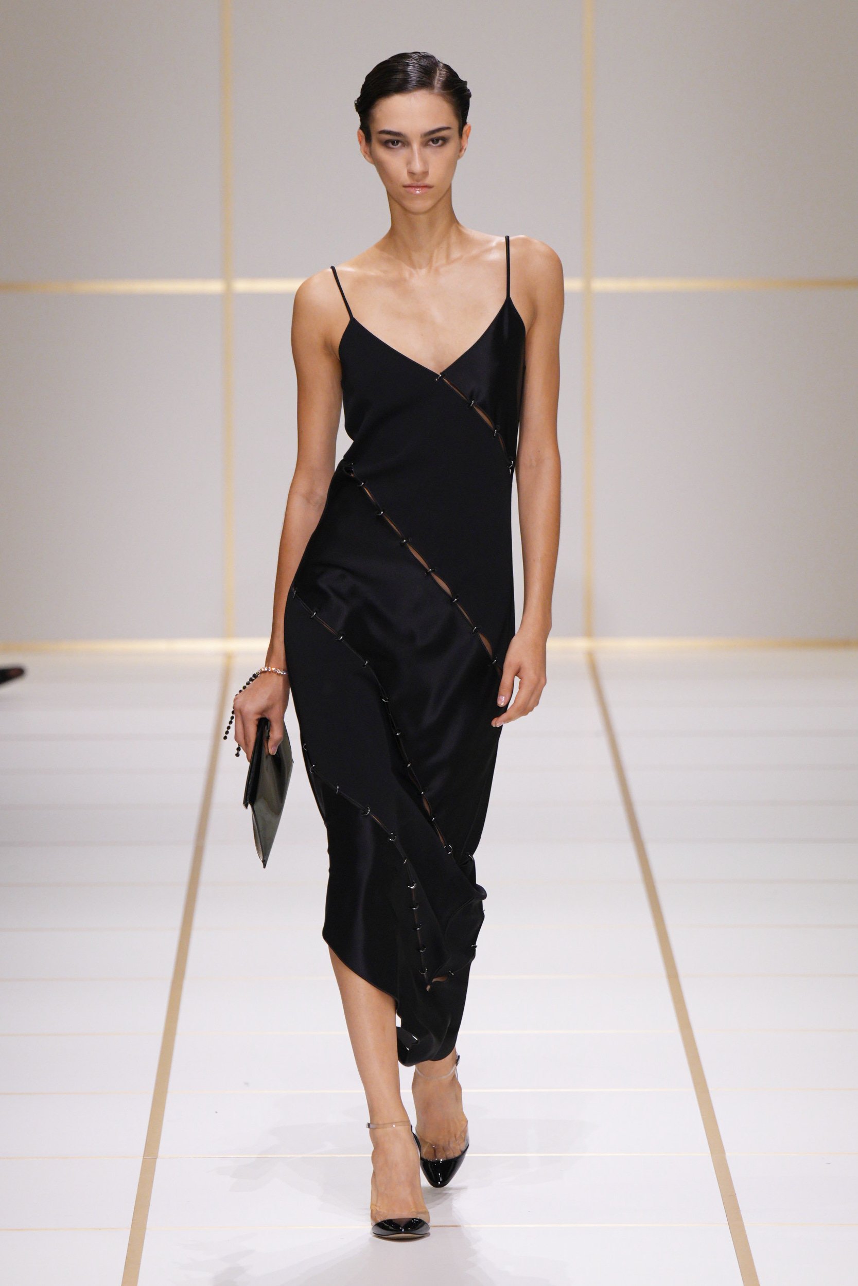 2027年春夏コレクション_GIORGIO ARMANI(ジョルジオ アルマーニ)_モデル_41