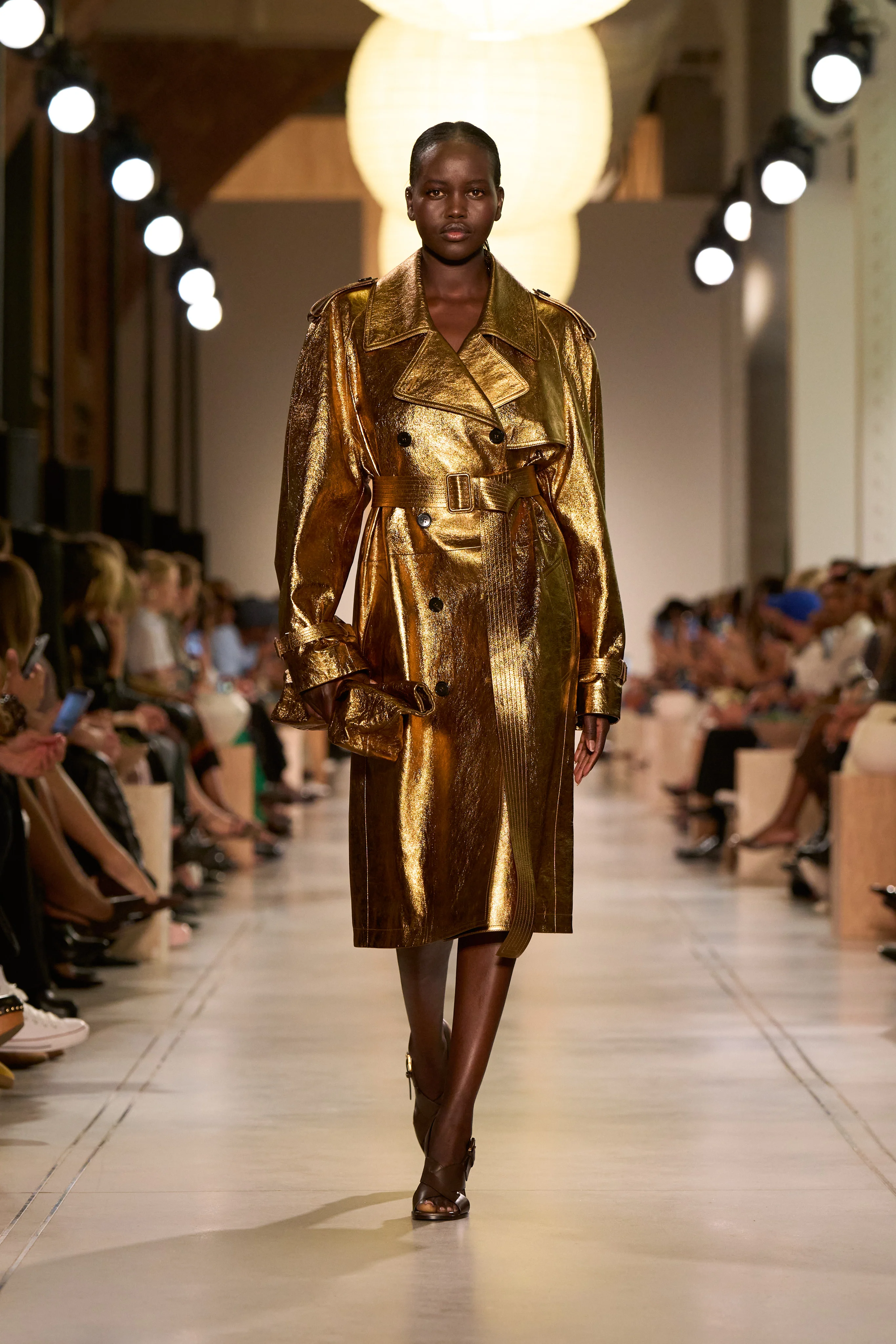 2026年春夏コレクション_MICHAEL KORS COLLECTION(マイケル・コース コレクション)_モデル_12