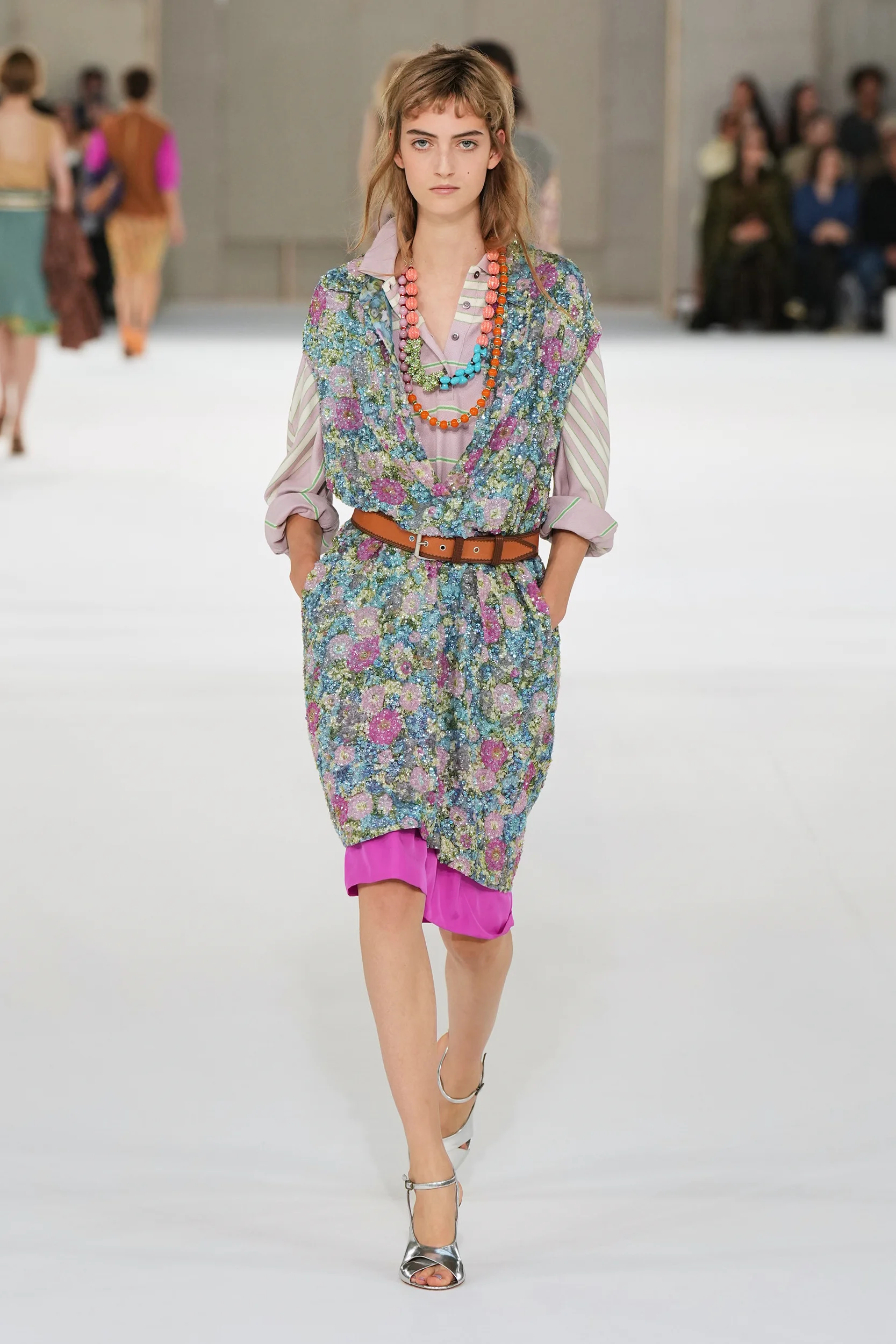 2027年春夏コレクション_DRIES VAN NOTEN(ドリス ヴァン ノッテン)_モデル_22