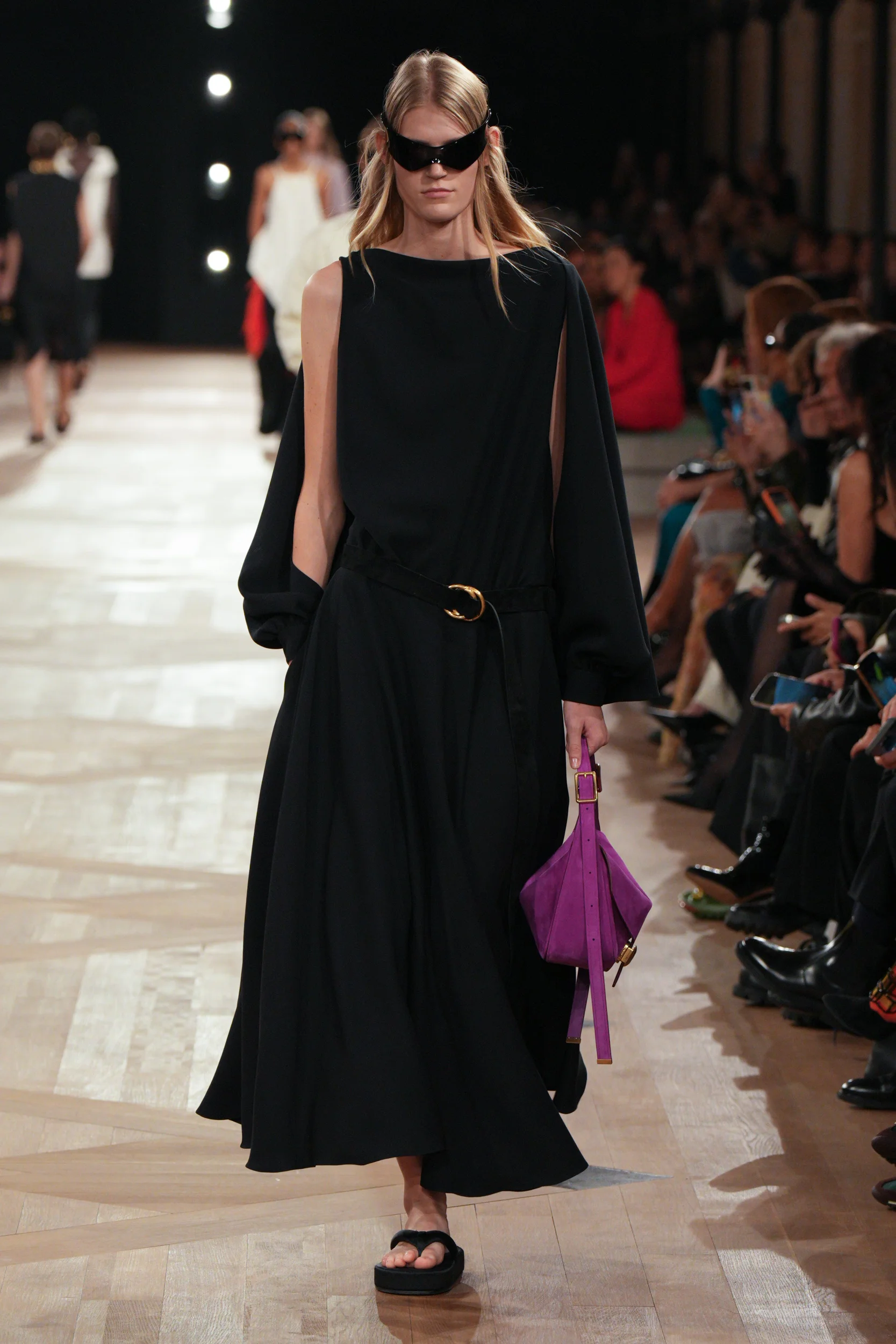 2026年春夏コレクション_BALENCIAGA(バレンシアガ)_モデル_28