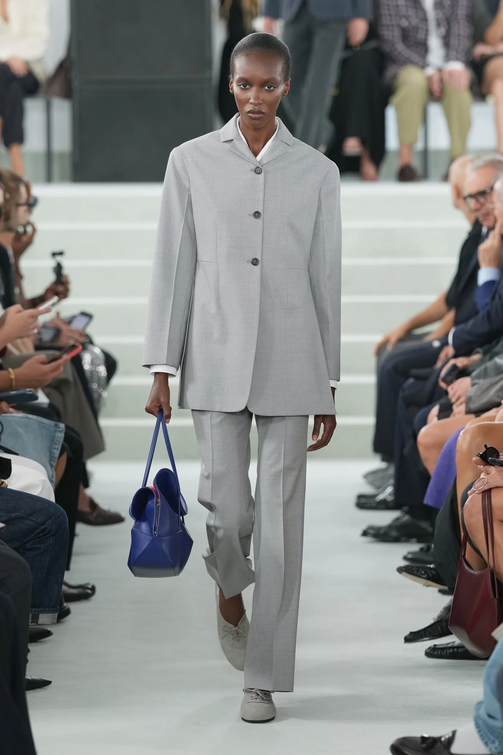 2027年春夏コレクション_JIL SANDER(ジル サンダー)_モデル_9