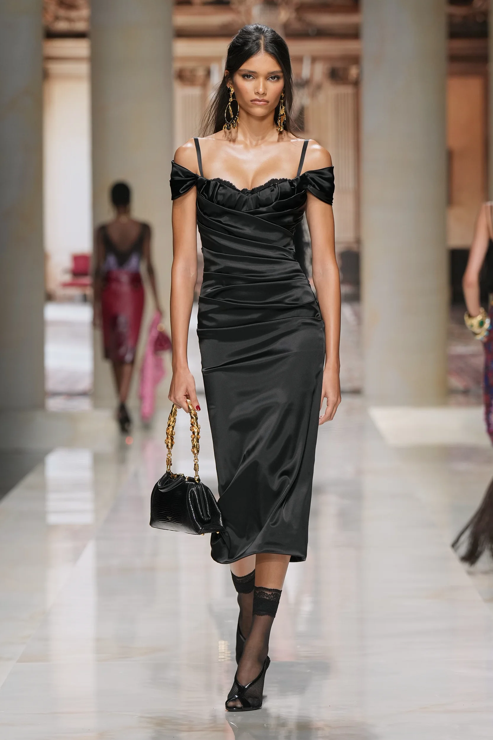 2027年春夏コレクション_DOLCE&GABBANA(ドルチェ&ガッバーナ)_モデル_35