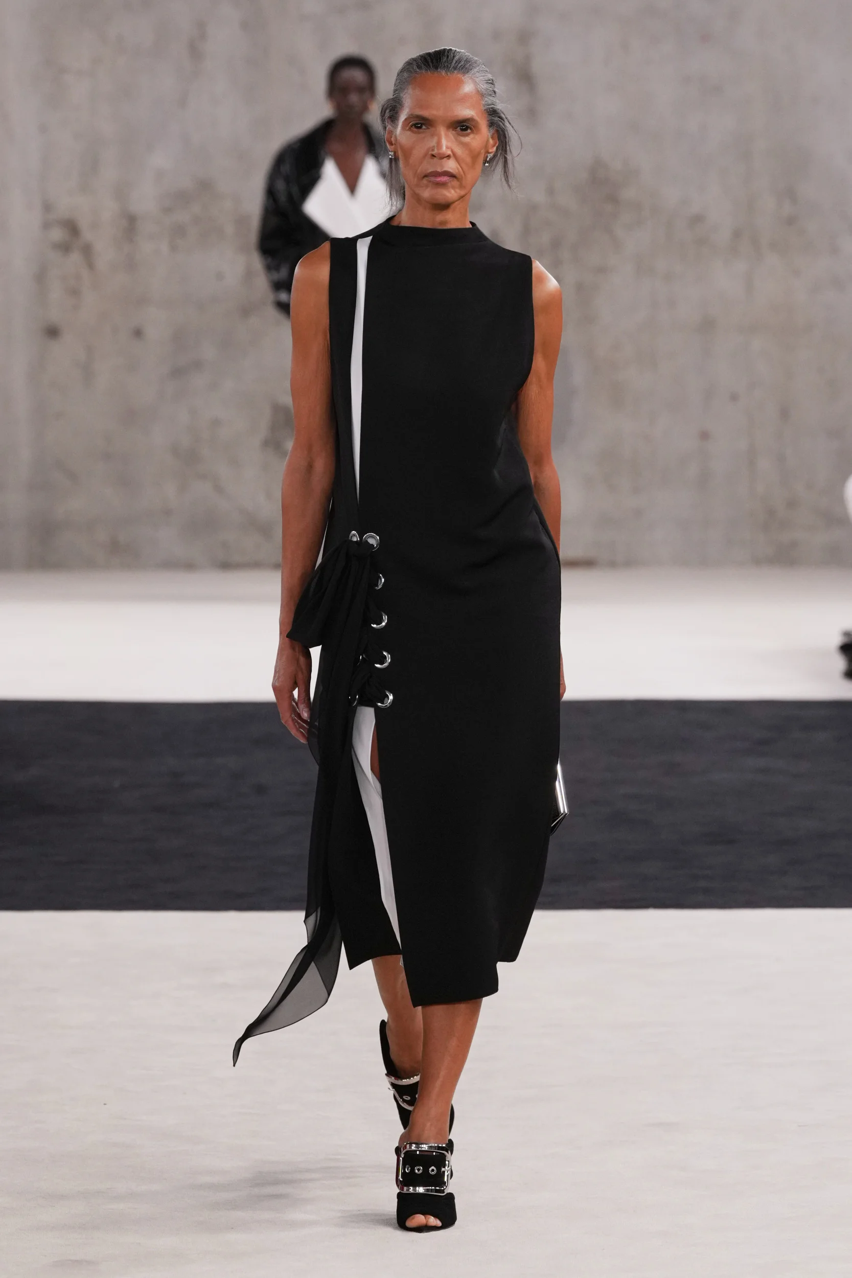 2027年春夏コレクション_LANVIN(ランバン)_モデル_18