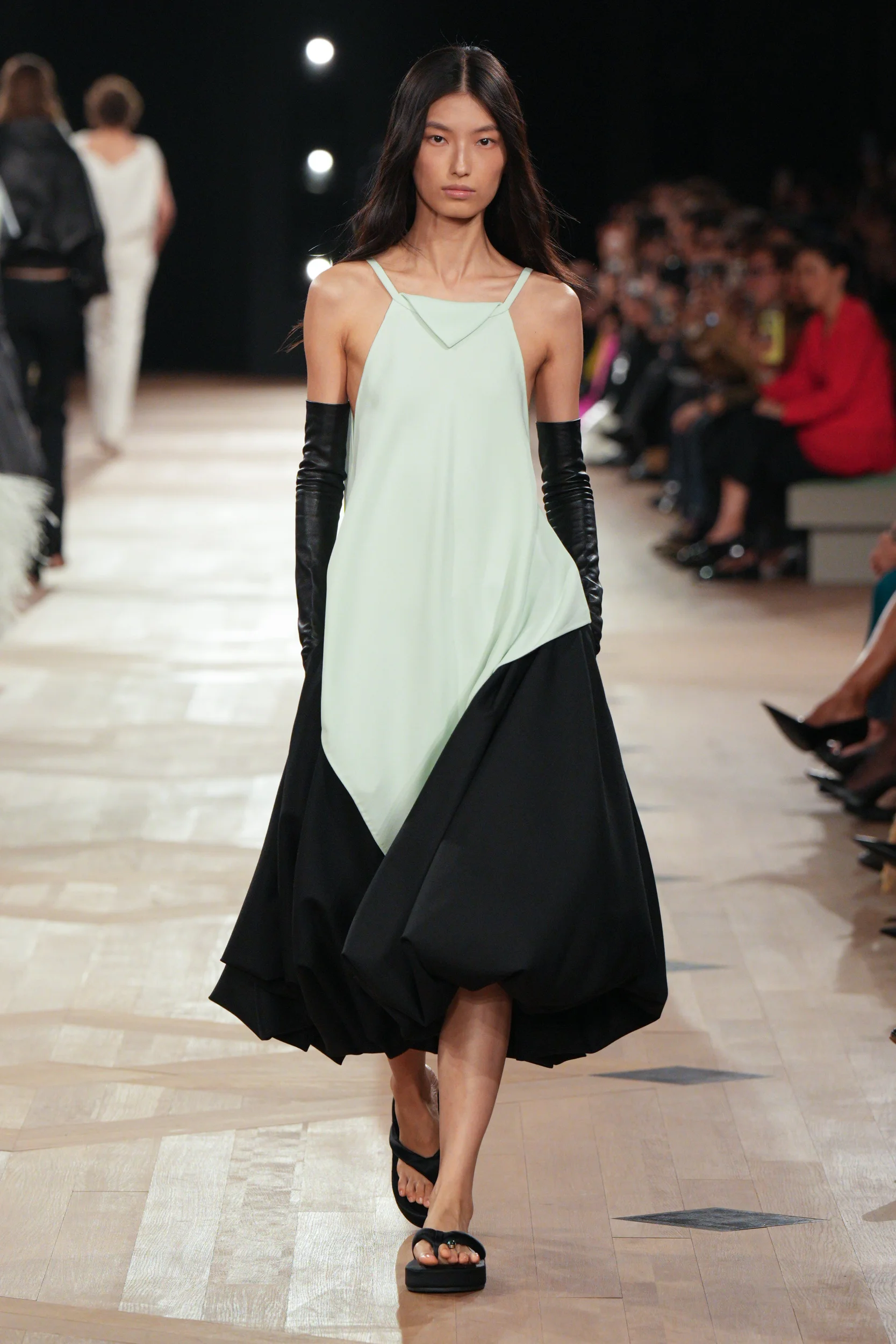 2026年春夏コレクション_BALENCIAGA(バレンシアガ)_モデル_11