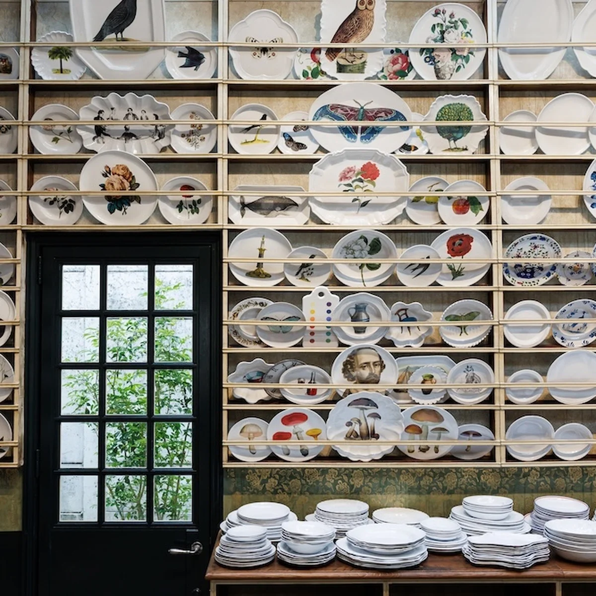 【アスティエ ド ヴィラット】が表参道にフラッグシップストアをオープン！ 併設ギャラリーではセレナ キャロンヌ展を開催