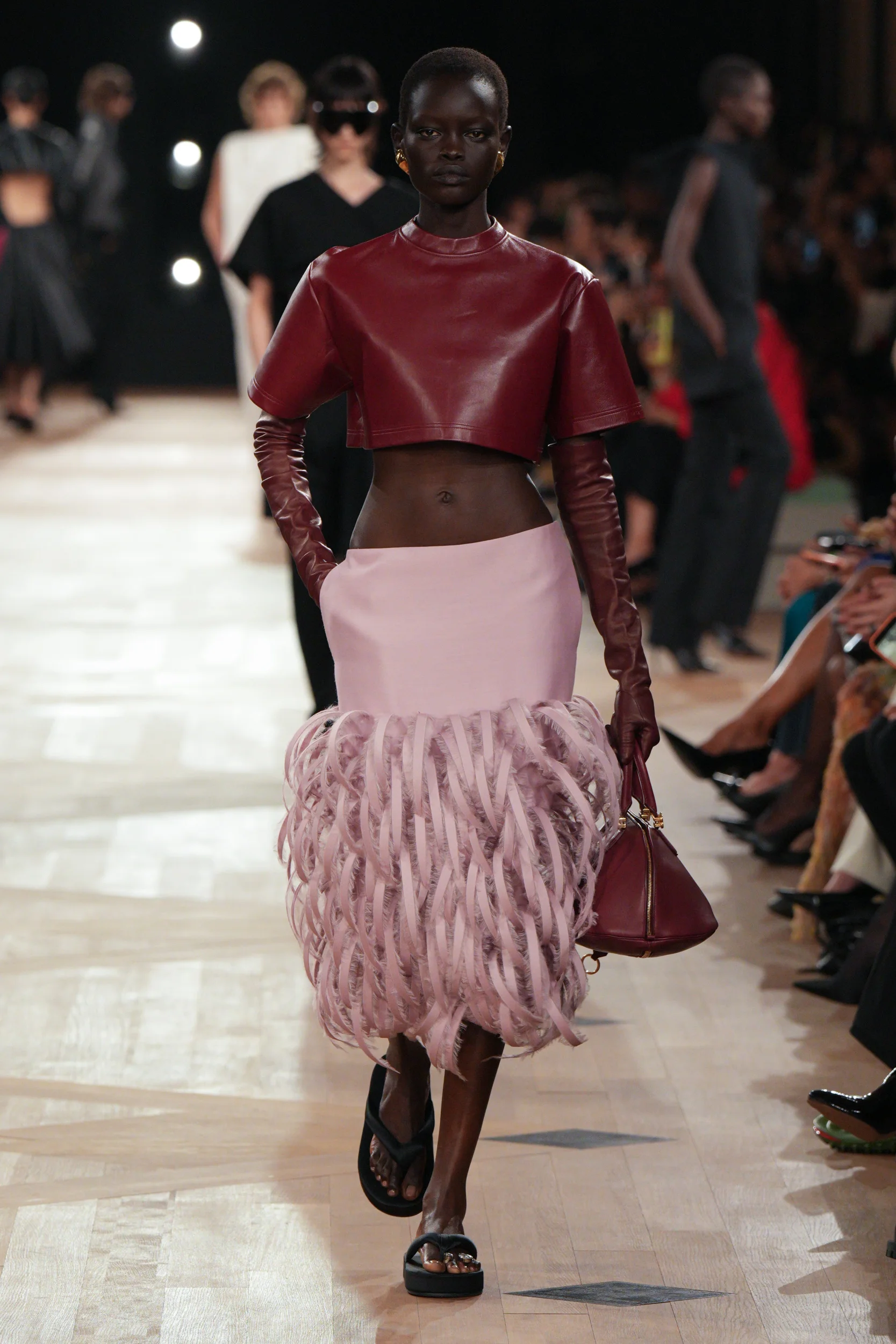 2026年春夏コレクション_BALENCIAGA(バレンシアガ)_モデル_13