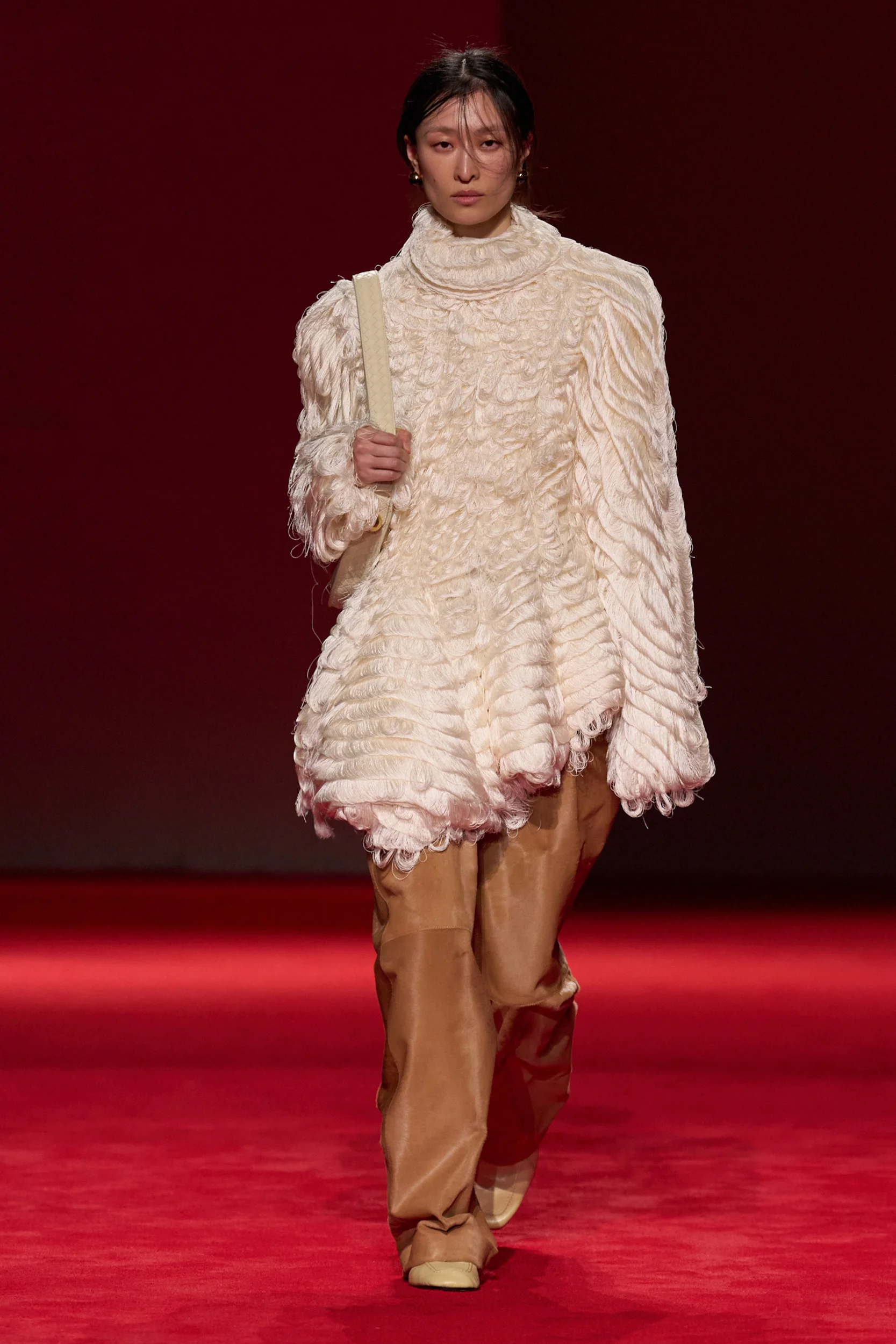 2026-27年秋冬コレクション_BOTTEGA VENETA(ボッテガ ヴェネタ)_モデル_47