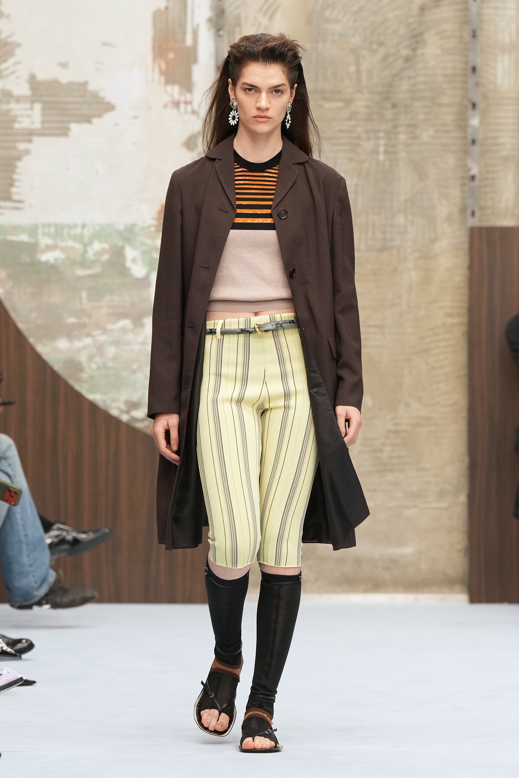 2027年春夏コレクション_MARNI(マルニ)_モデル_24