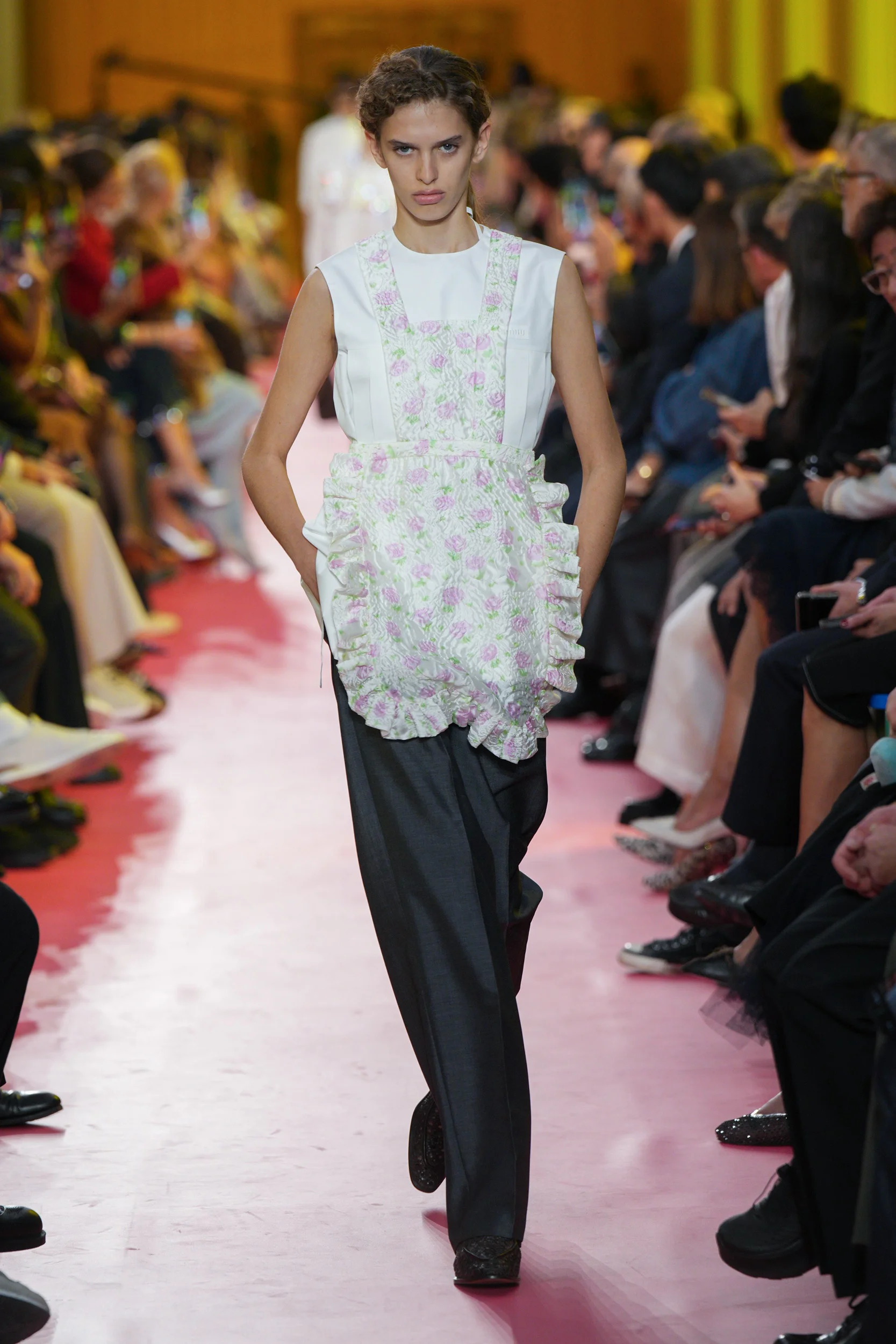 2026年春夏コレクション_MIU MIU(ミュウミュウ)_モデル_53