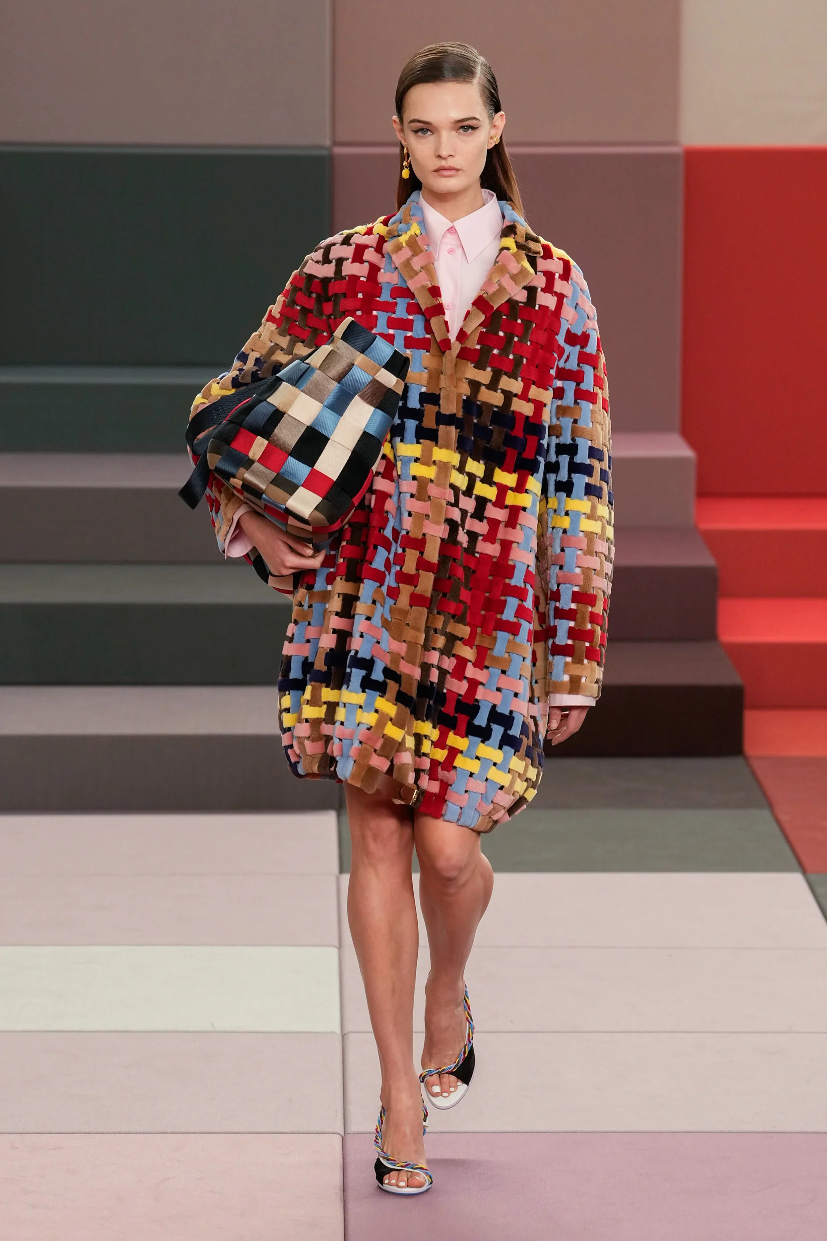 2026年春夏コレクション_FENDI(フェンディ)_モデル_23