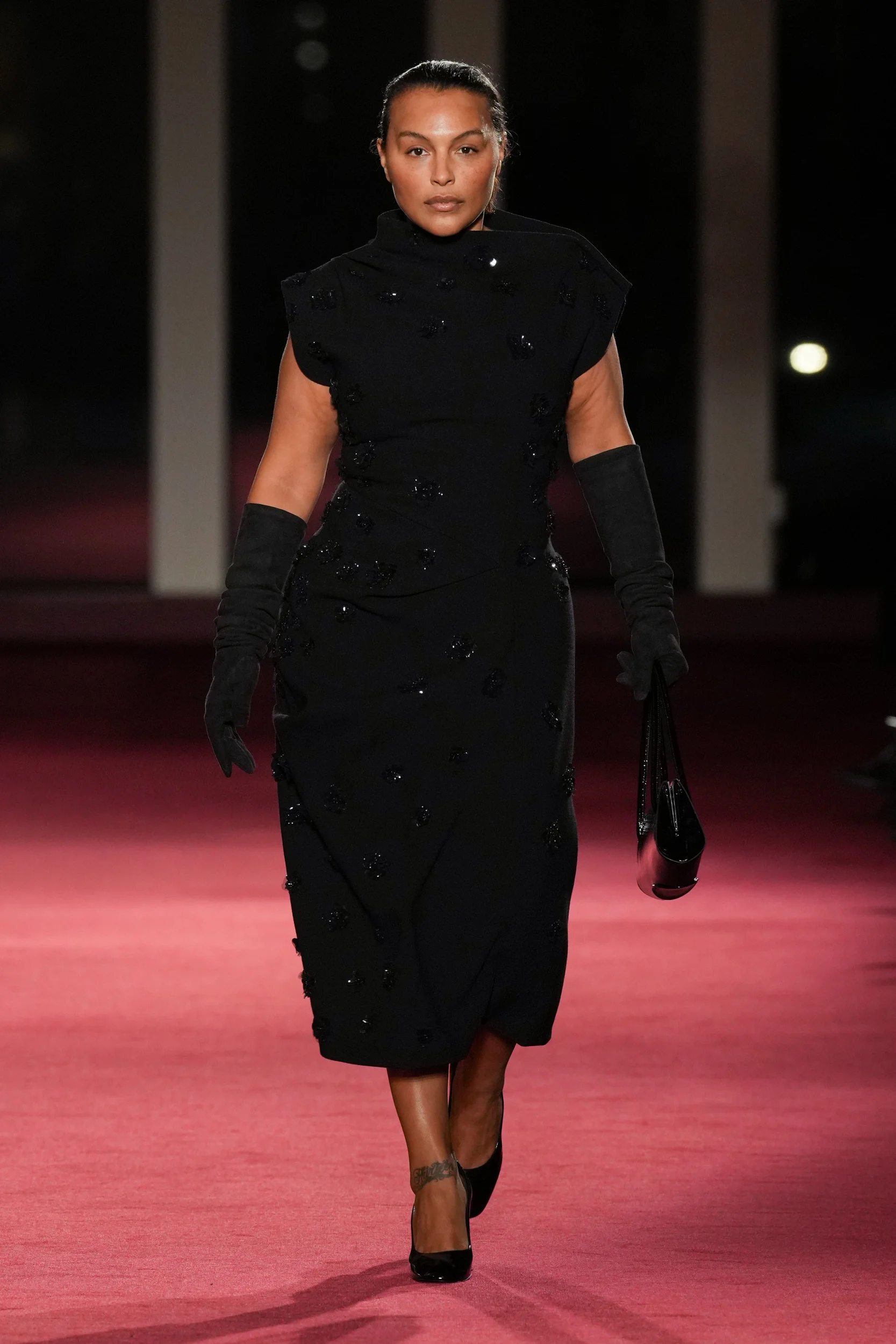 2026-27年秋冬コレクション_MICHAEL KORS COLLECTION(マイケル・コース コレクション)_モデル_39