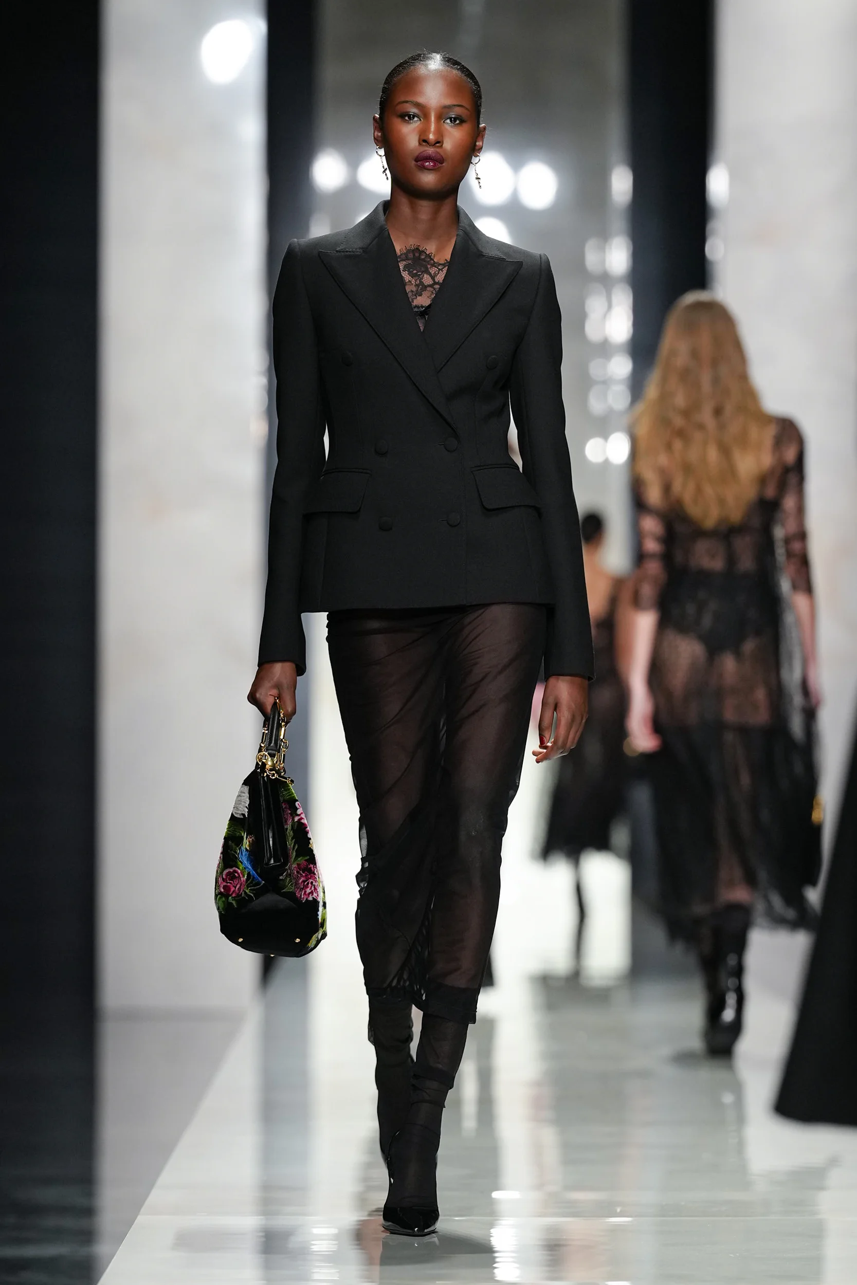 2026-27年秋冬コレクション_DOLCE&GABBANA(ドルチェ&ガッバーナ)_モデル_11