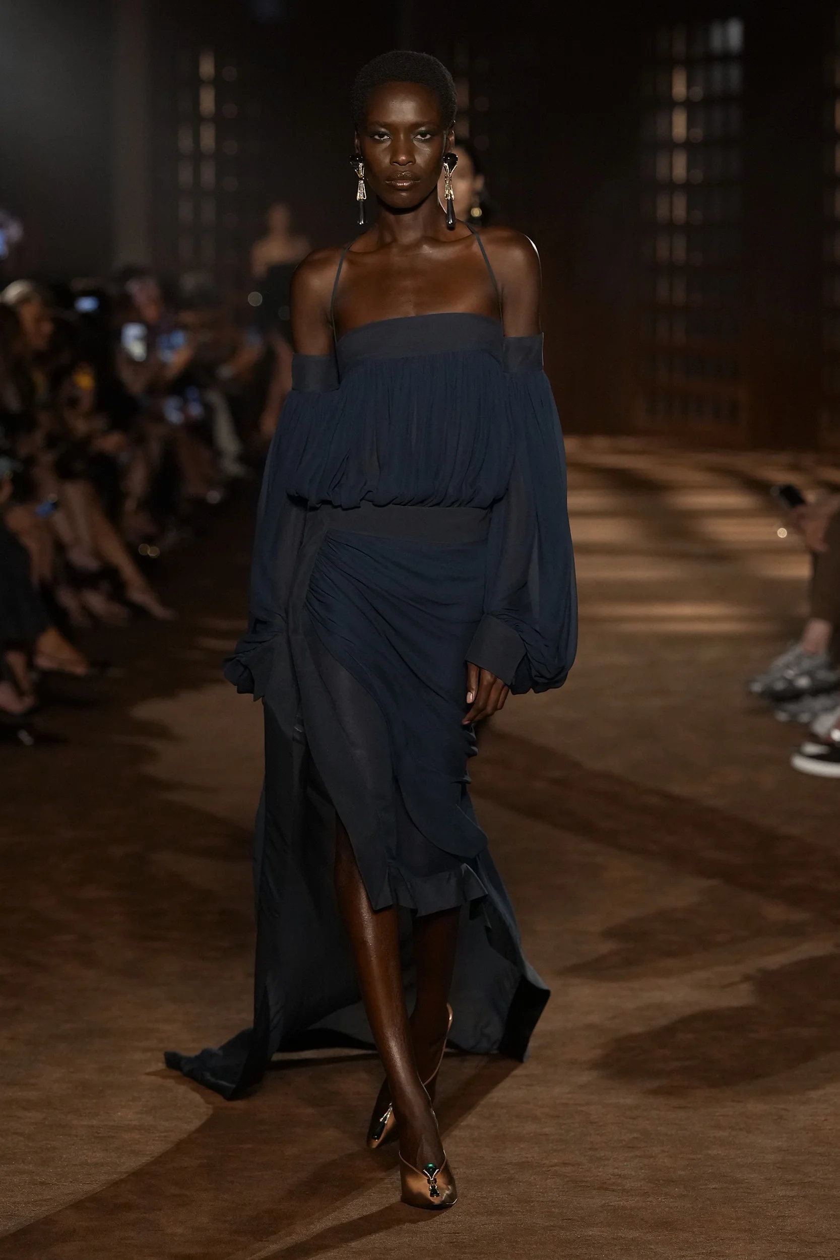 2027年春夏コレクション_FERRAGAMO(フェラガモ)_モデル_58