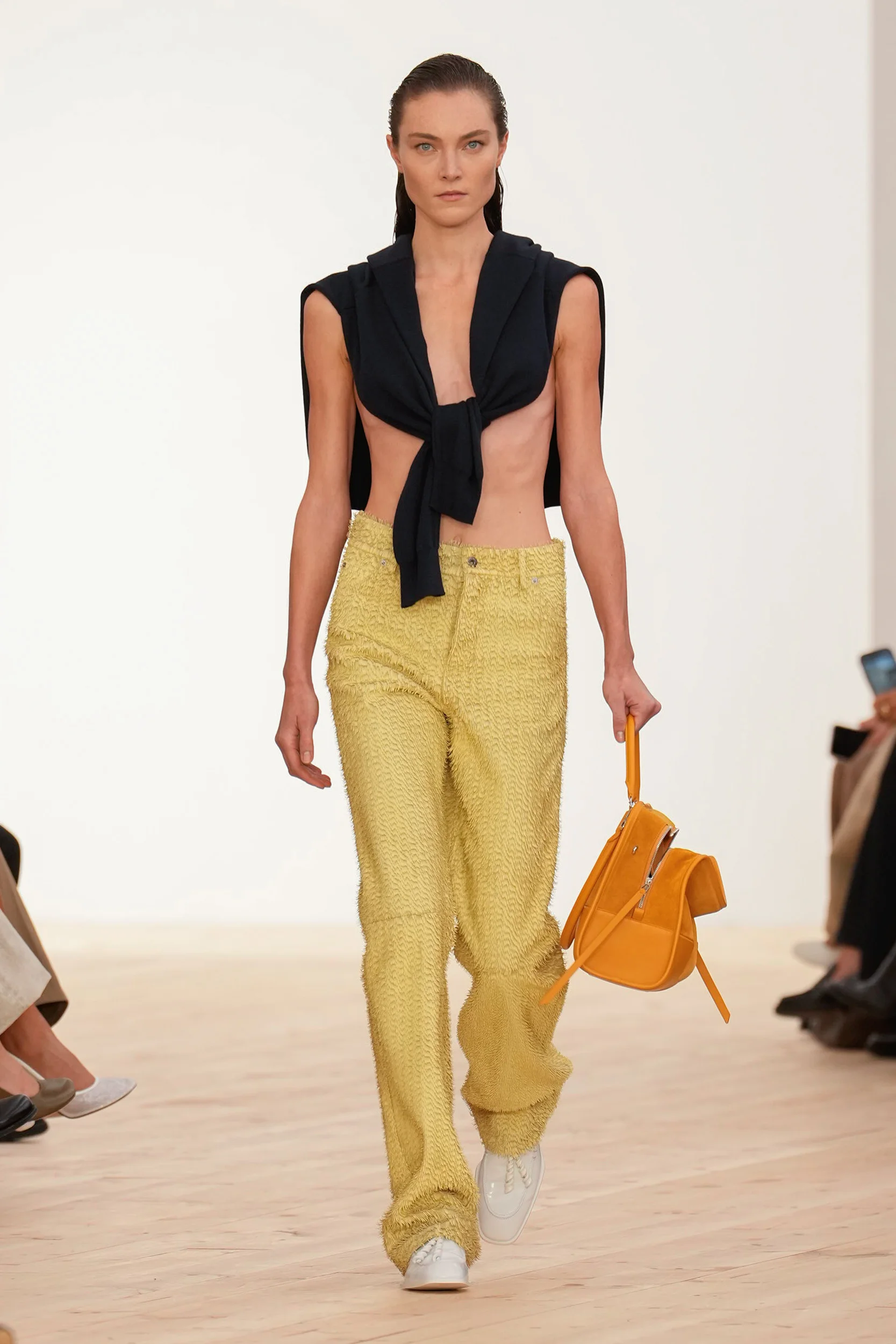 2026年春夏コレクション_LOEWE(ロエベ)_モデル_7
