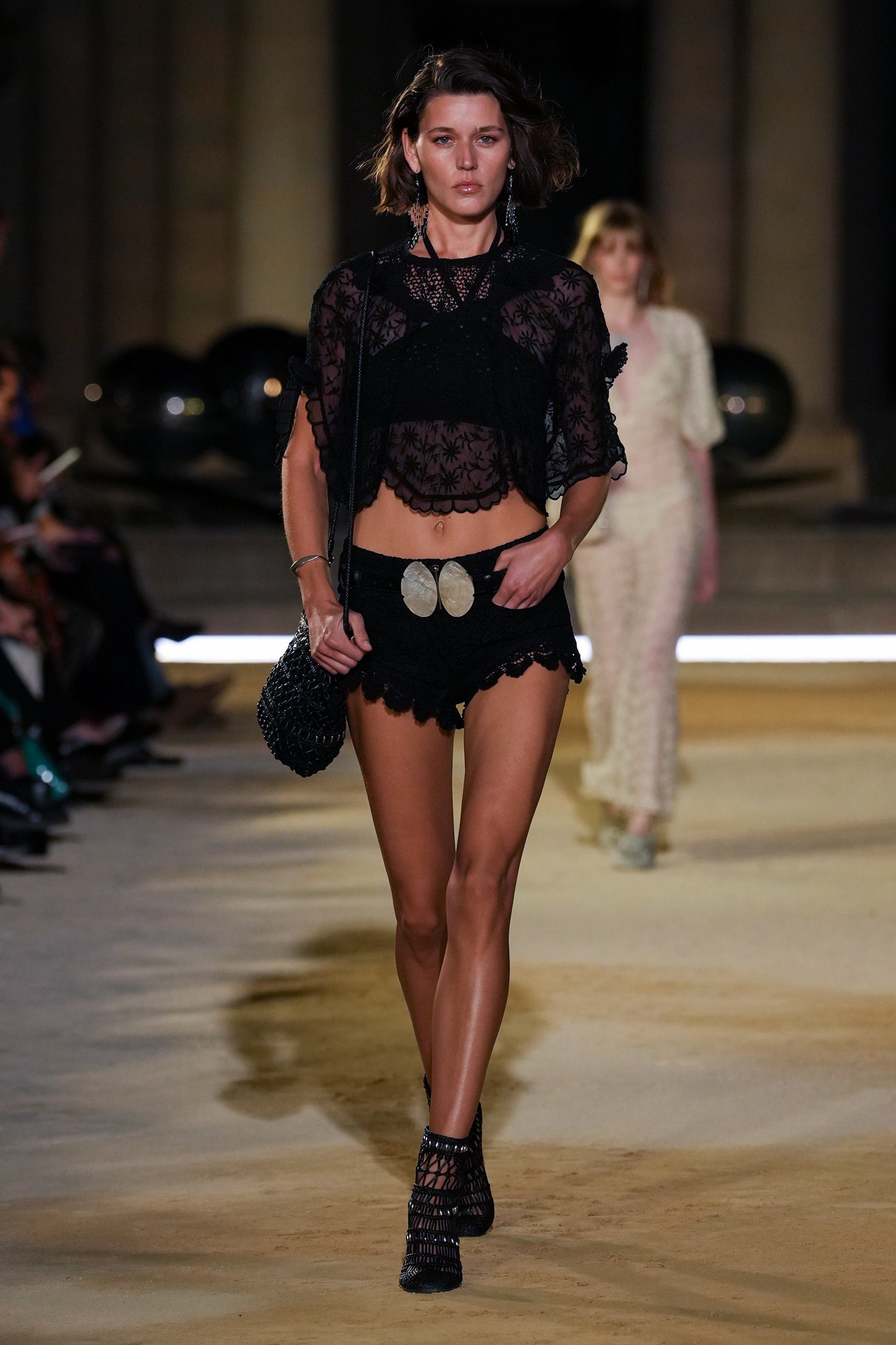 2027年春夏コレクション_ISABEL MARANT(イザベル マラン)_モデル_32