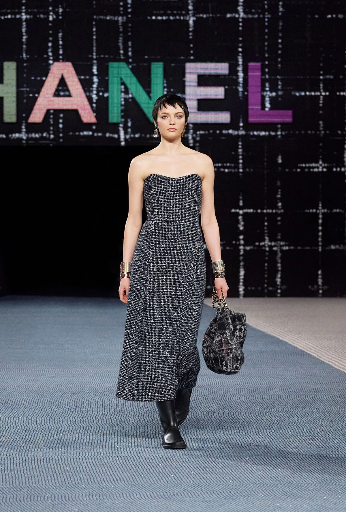 2022-23年秋冬コレクション_CHANEL(シャネル)_モデル_59