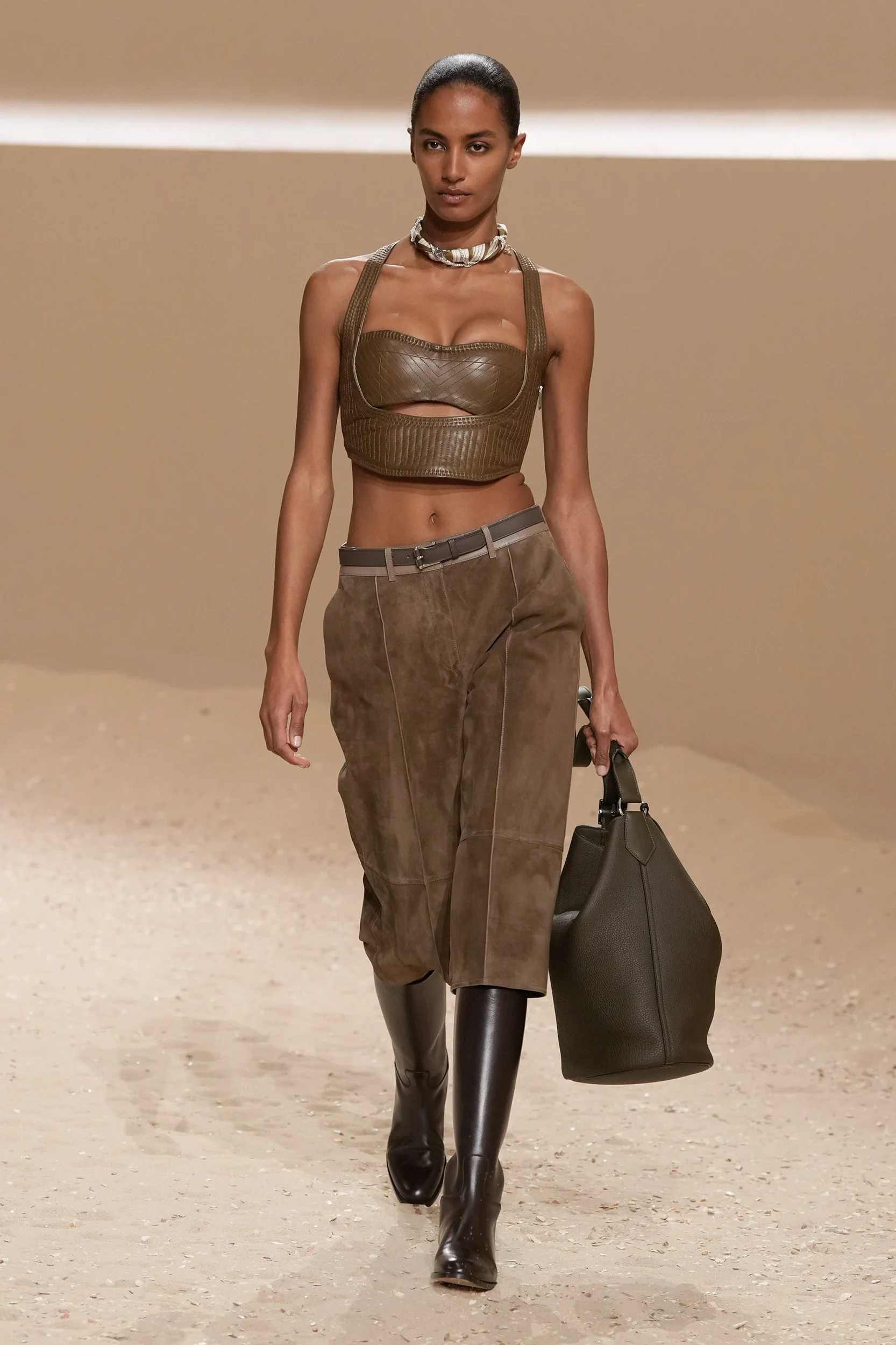 2026年春夏コレクション_HERMÈS(エルメス)_モデル_24