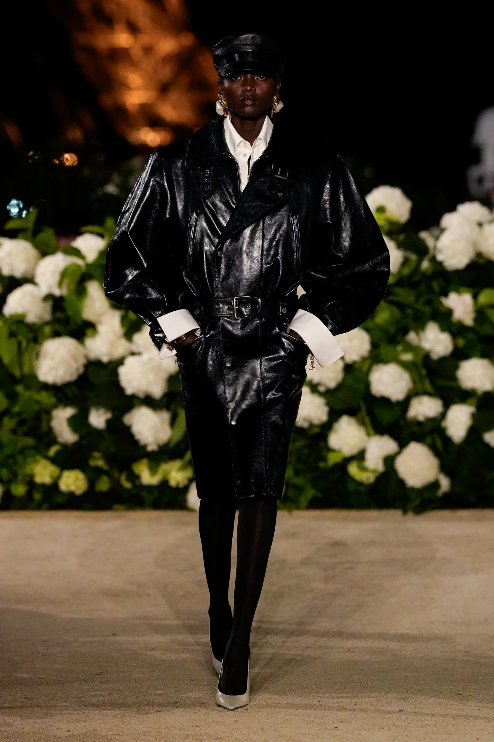 2026年春夏コレクション_SAINT LAURENT(サンローラン)_モデル_2