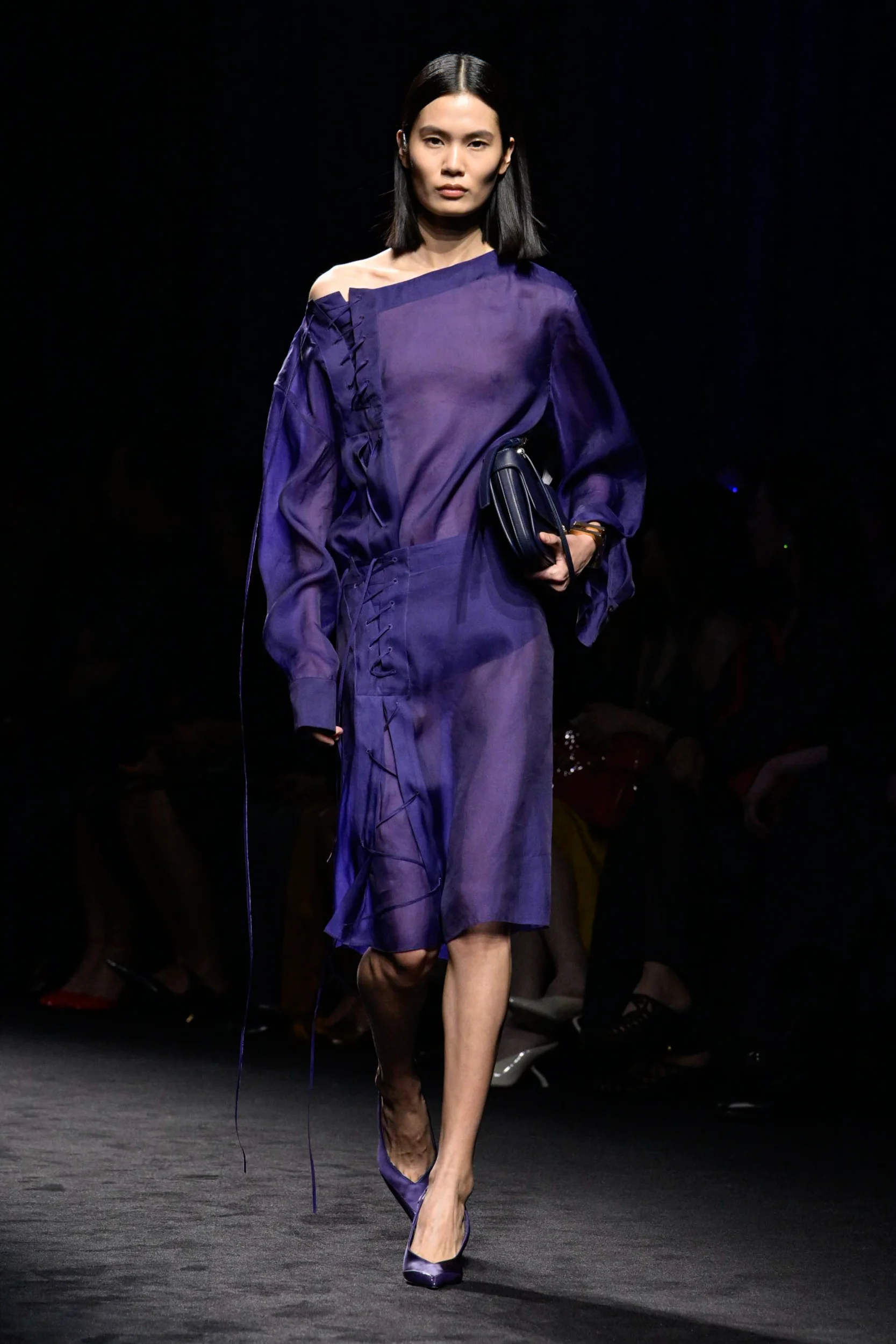 2026-27年秋冬コレクション_FERRAGAMO(フェラガモ)_モデル_9