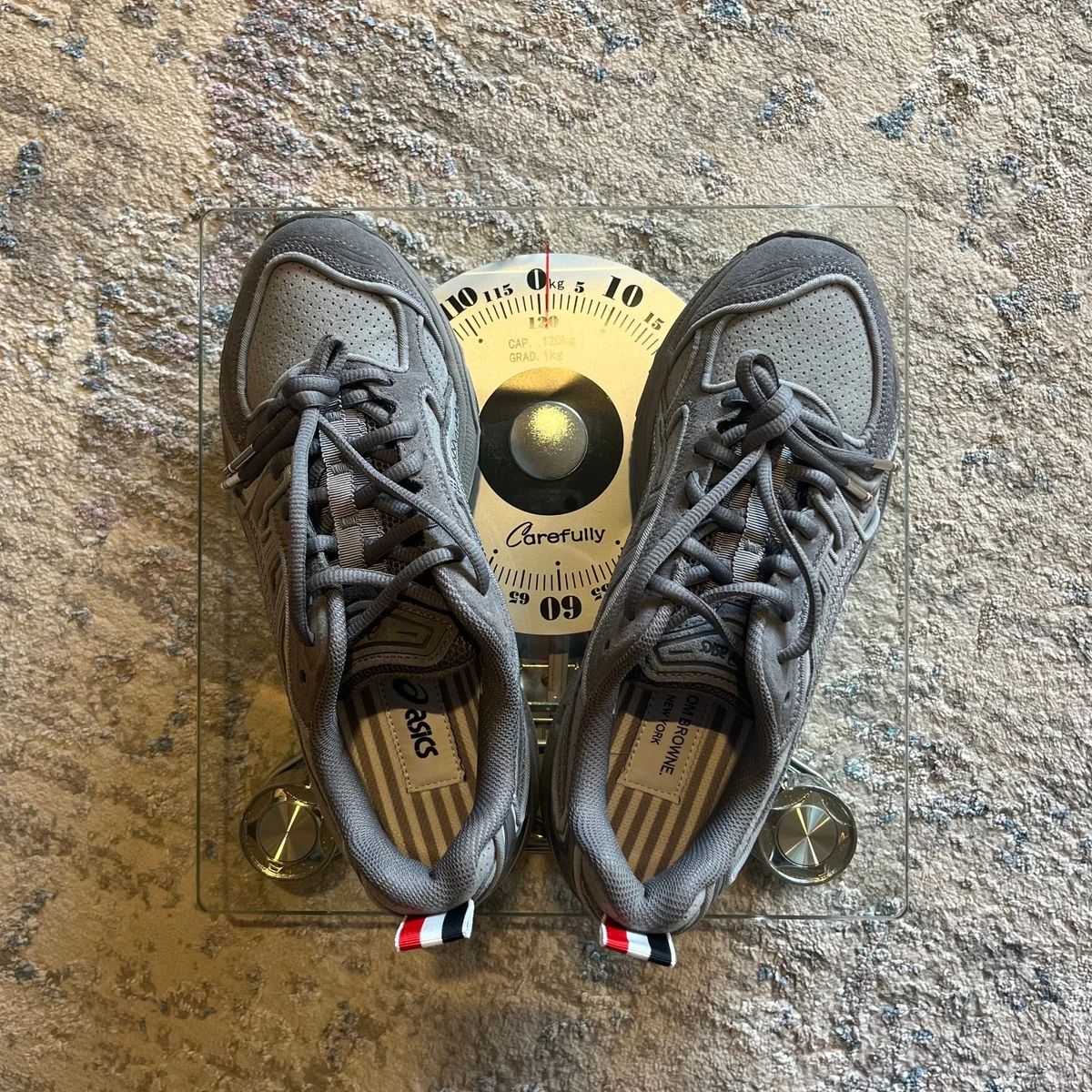 人生のベストバイ級！ 【トム ブラウン×アシックス】コラボスニーカーを実購入レビュー
