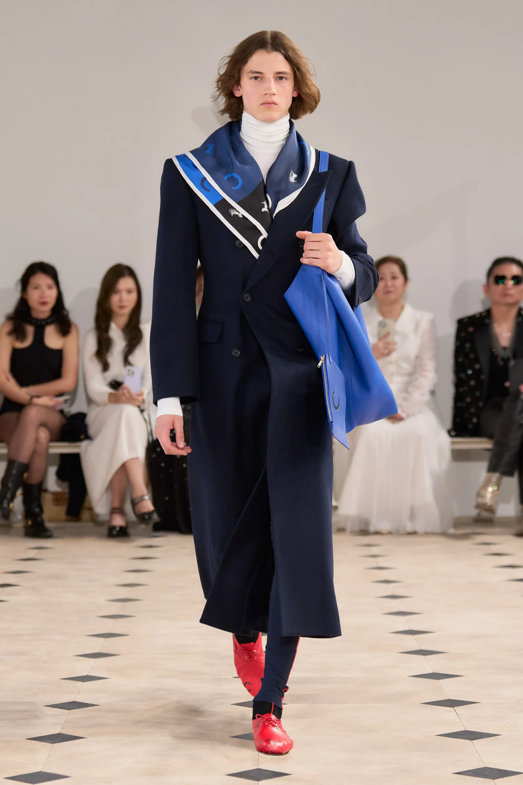 2026年春夏コレクション_CELINE(セリーヌ)_モデル_10