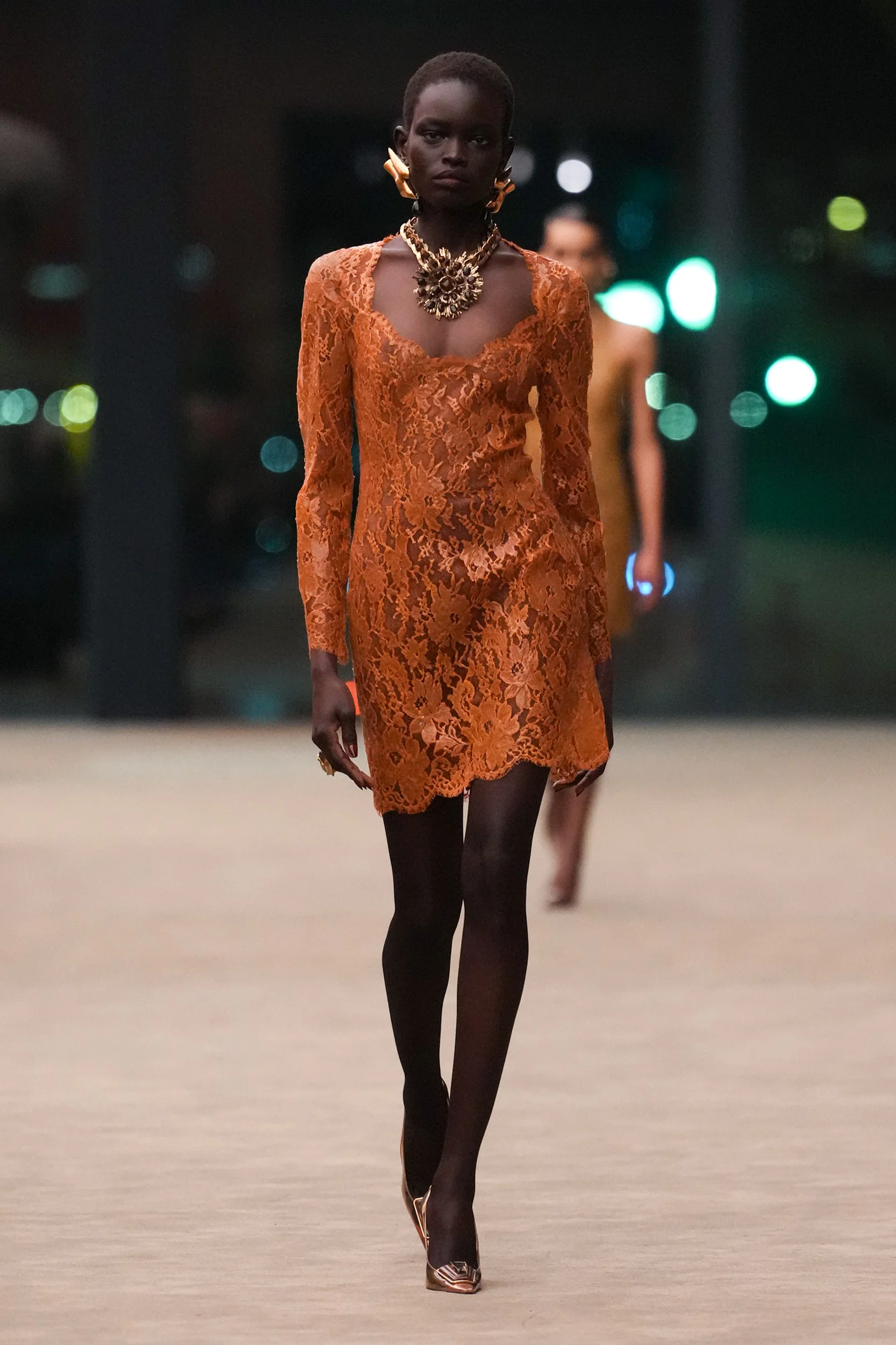 2026-27年秋冬コレクション_SAINT LAURENT(サンローラン)_モデル_41