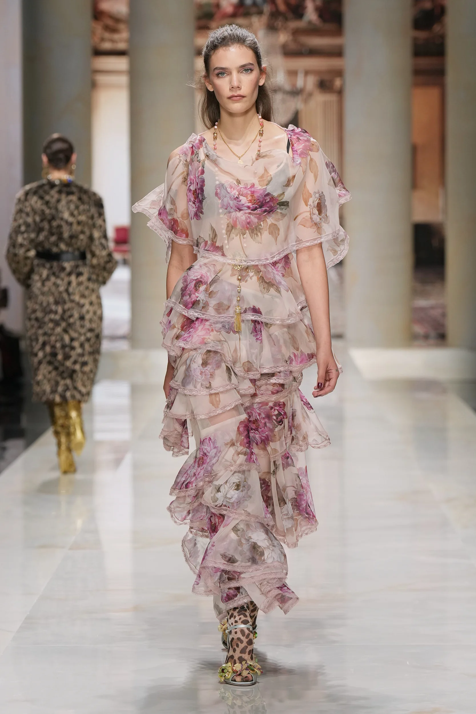 2027年春夏コレクション_DOLCE&GABBANA(ドルチェ&ガッバーナ)_モデル_16