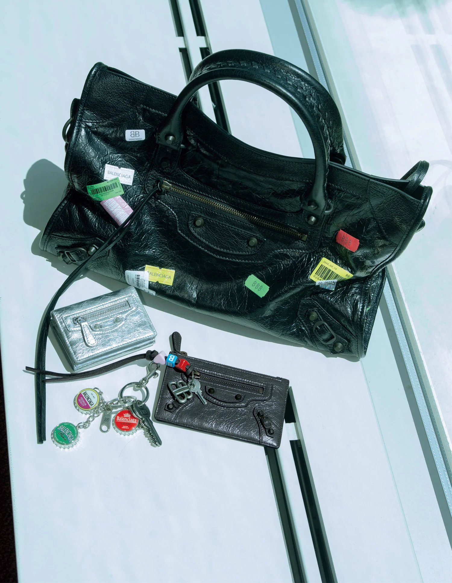 BALENCIAGA　感性を刺激するアイコンの画像5