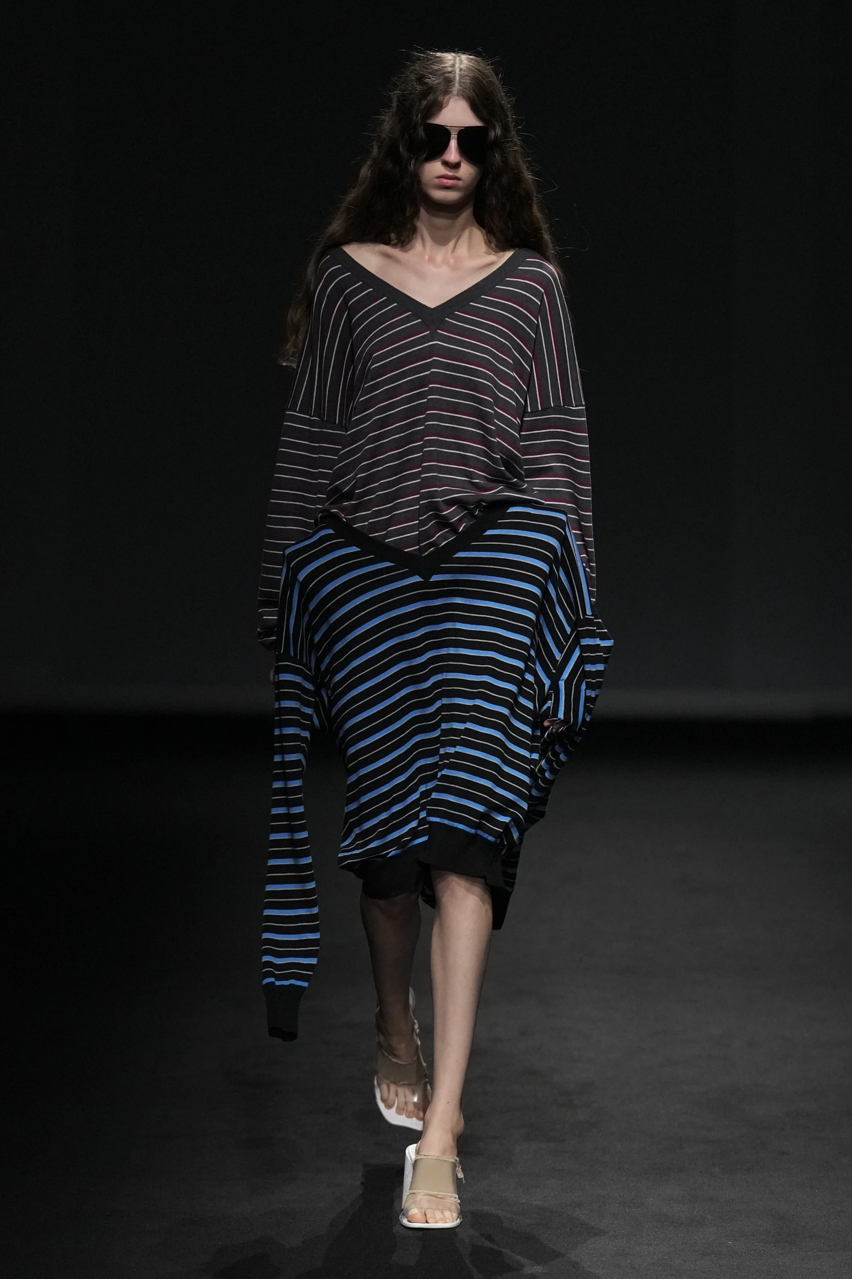 2027年春夏コレクション_MM6 Maison Margiela(エムエム6 メゾン マルジェラ)_モデル_41