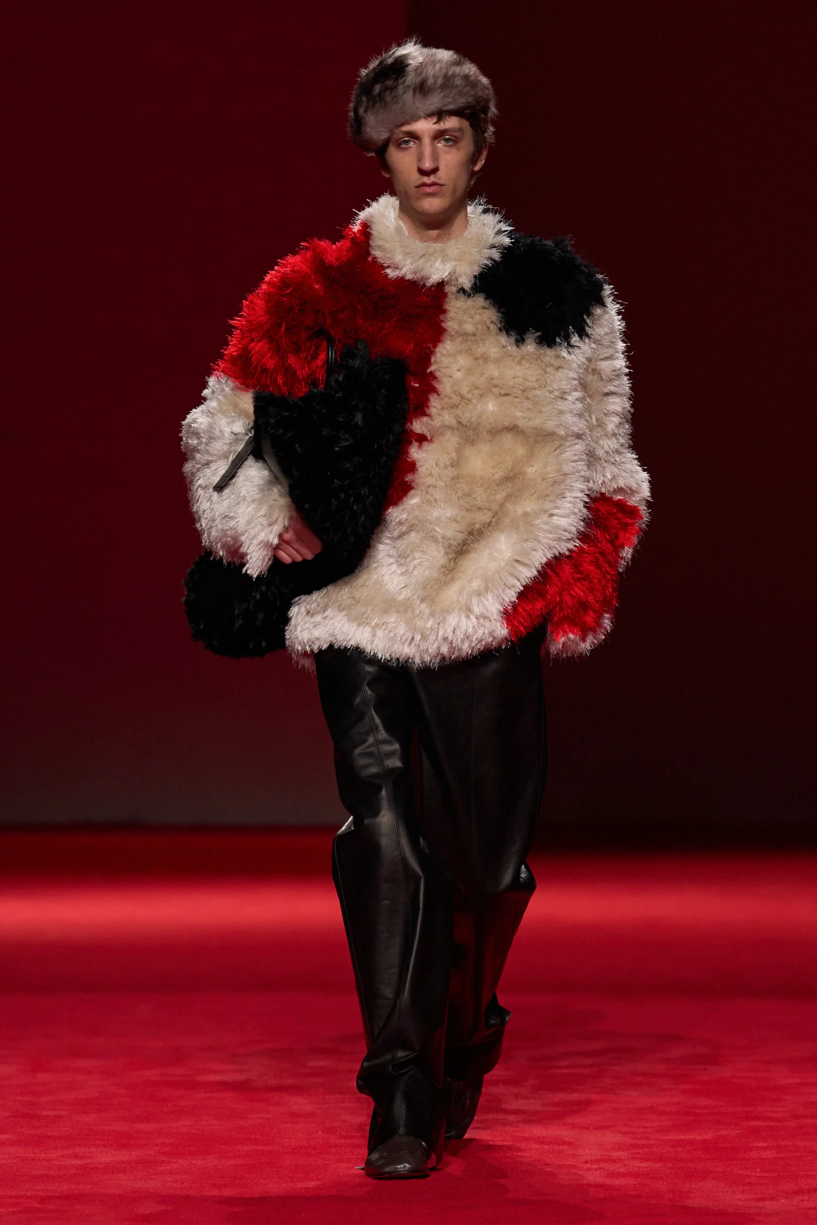 2026-27年秋冬コレクション_BOTTEGA VENETA(ボッテガ ヴェネタ)_モデル_63