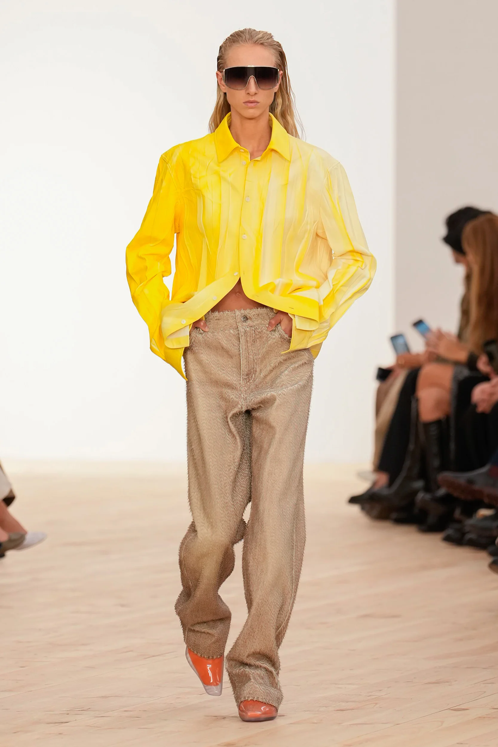 2026年春夏コレクション_LOEWE(ロエベ)_モデル_9