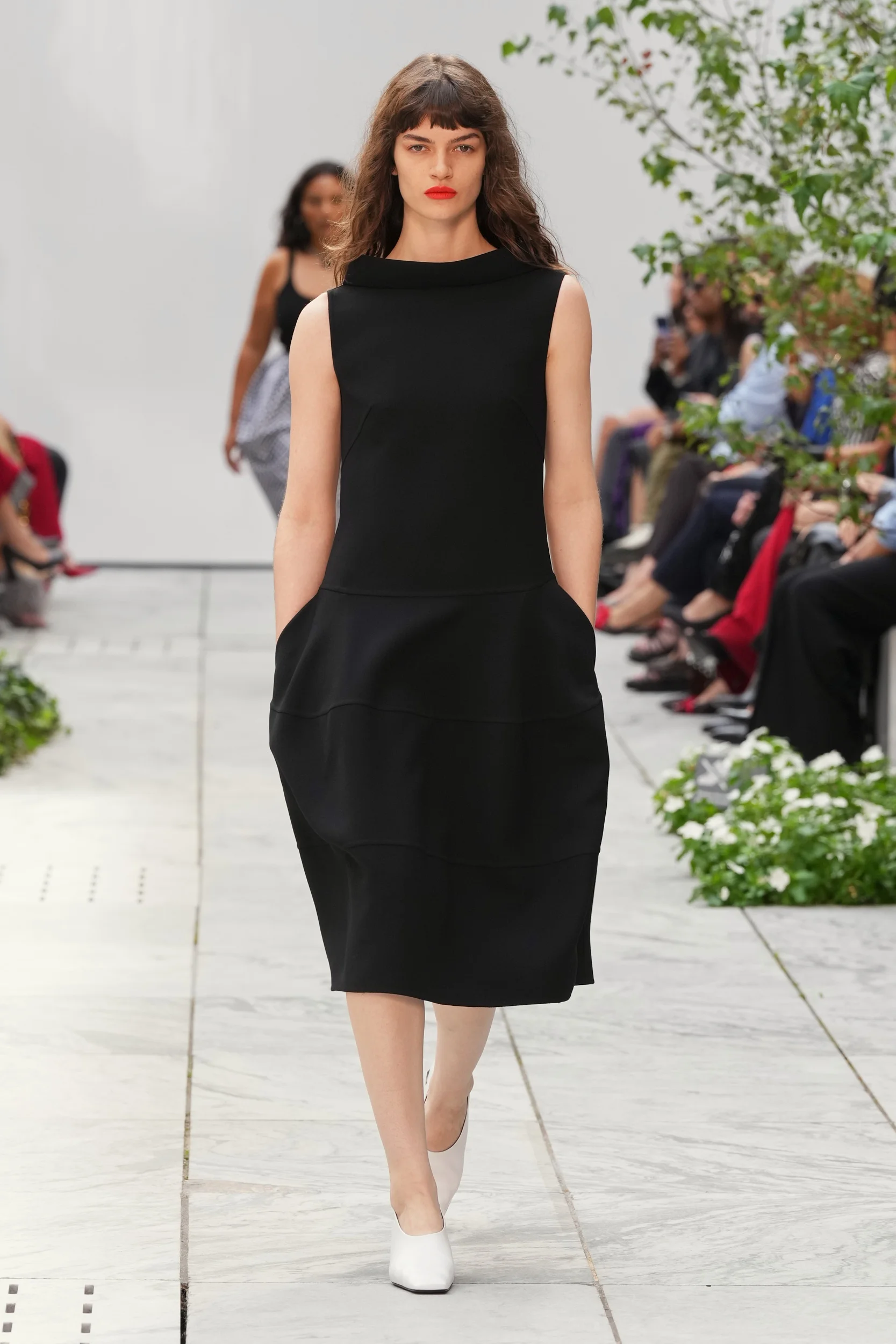 2027年春夏コレクション_MICHAEL KORS COLLECTION(マイケル・コース コレクション)_モデル_52