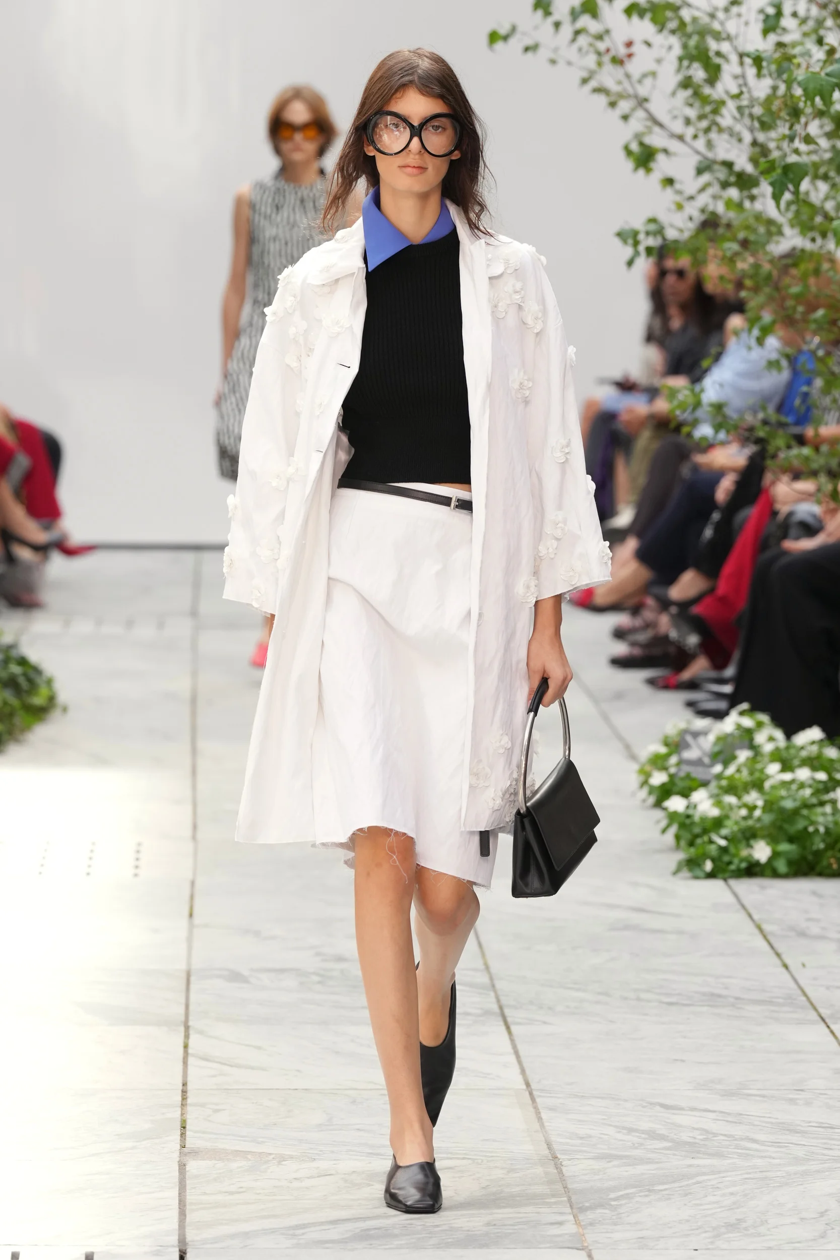 2027年春夏コレクション_MICHAEL KORS COLLECTION(マイケル・コース コレクション)_モデル_50